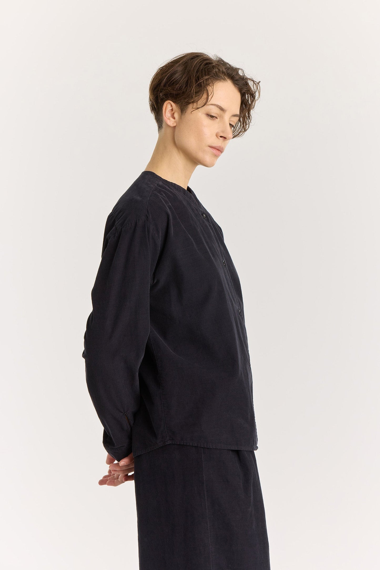 NEHRU SHIRTS / Dark navy
Nehru collar
Front button closure
Soft fabric
100% Cotton baby corduroy
Cold machine or hand wash, tumble dry low or dry flat, no bleach
Style Number: BC-NS08
Regular fit
Made in USA