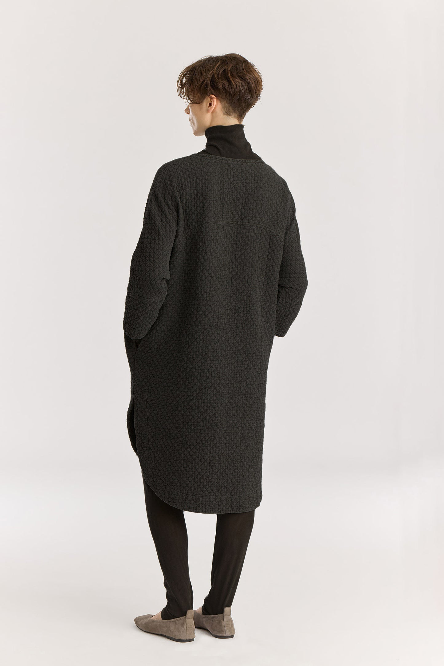 DIAMOND QUILTED PAINTER DRESS / BLACK / DQ-NPD02