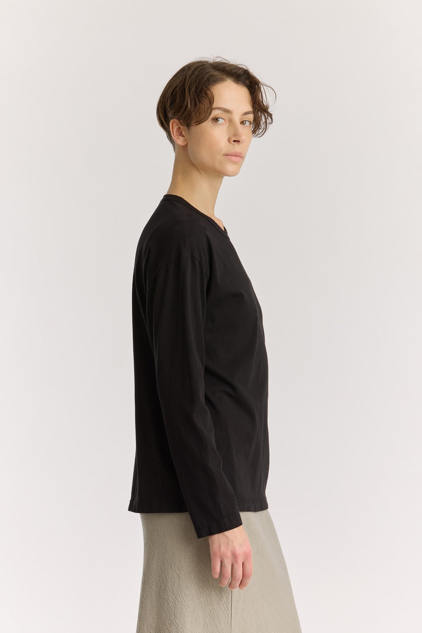 Regular Long Sleeve Tee / Black
Basic crew neck
Regular silhouette
Soft fabric
100% Organic cotton jersey
Cold machine or hand wash, tumble dry low or dry flat, no bleach
Style Number: OC-RST25
Regular fit
Made in USA