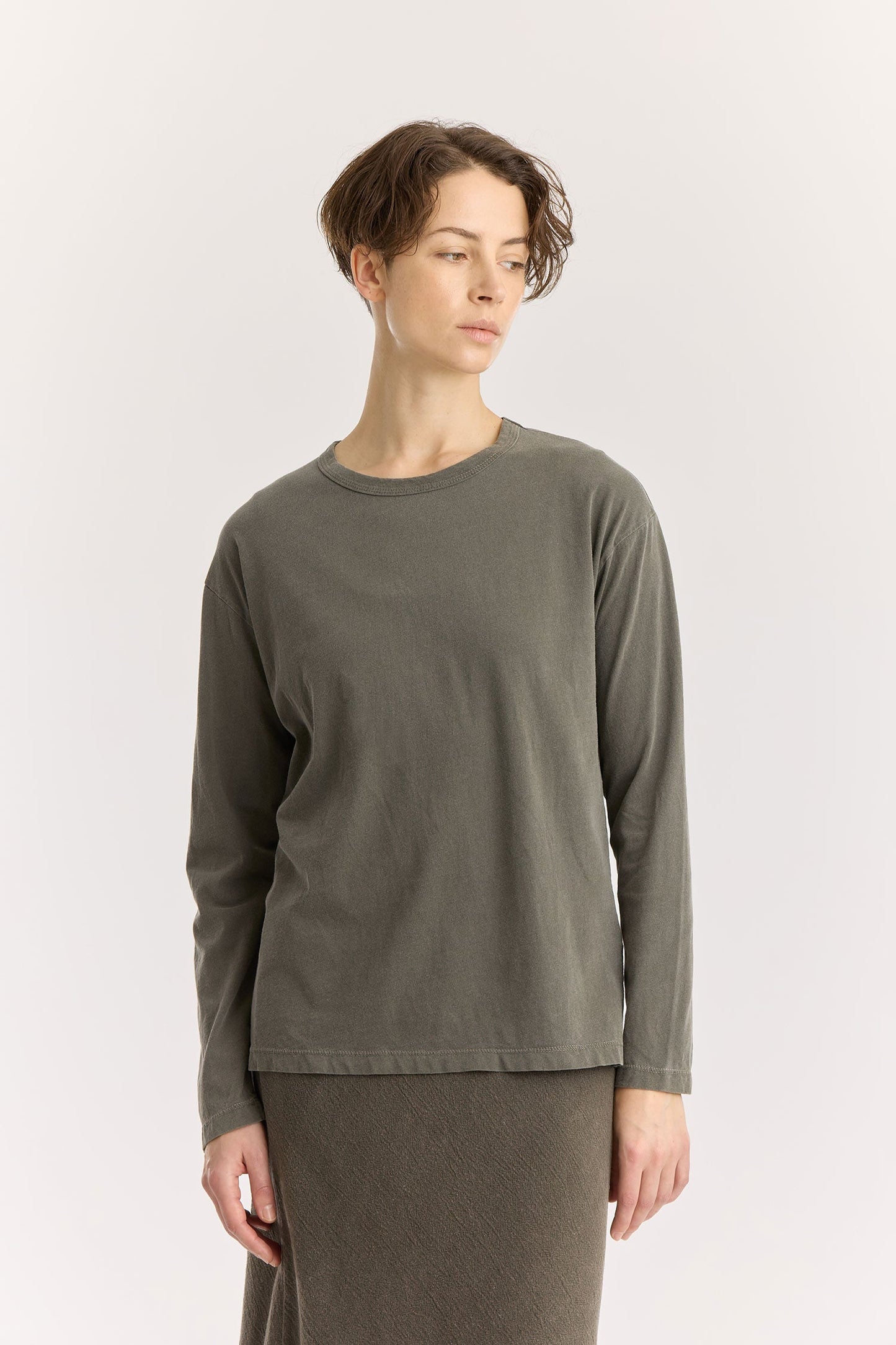 Regular Long Sleeve Tee / Slate
Basic crew neck
Regular silhouette
Soft fabric
100% Organic cotton jersey
Cold machine or hand wash, tumble dry low or dry flat, no bleach
Style Number: OC-RST25
Regular fit
Made in USA