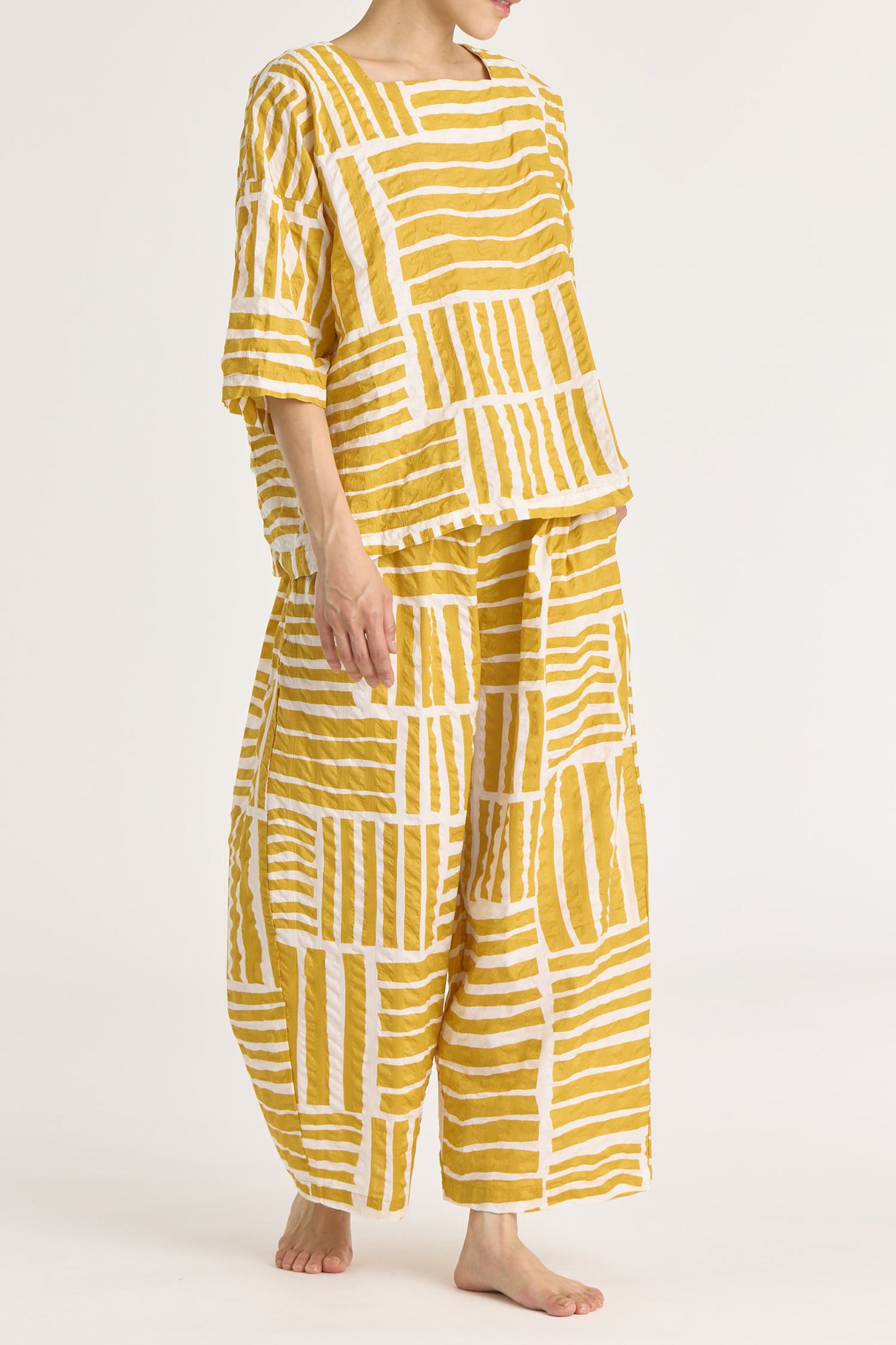WIDE PANTS / PRINT GOLD