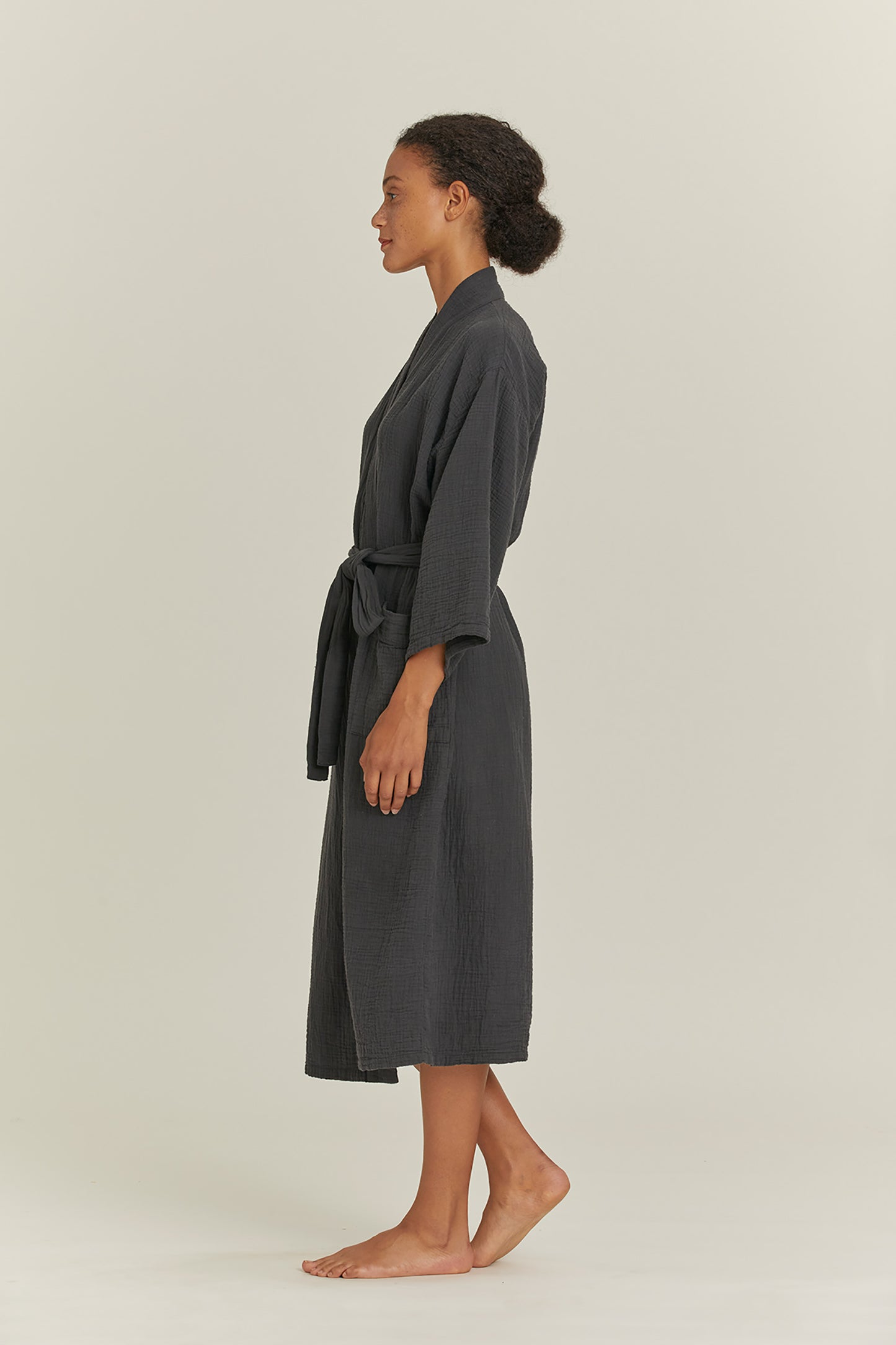 ONLINE EXCLUSIVE ORGANIC ROBE / BLACK