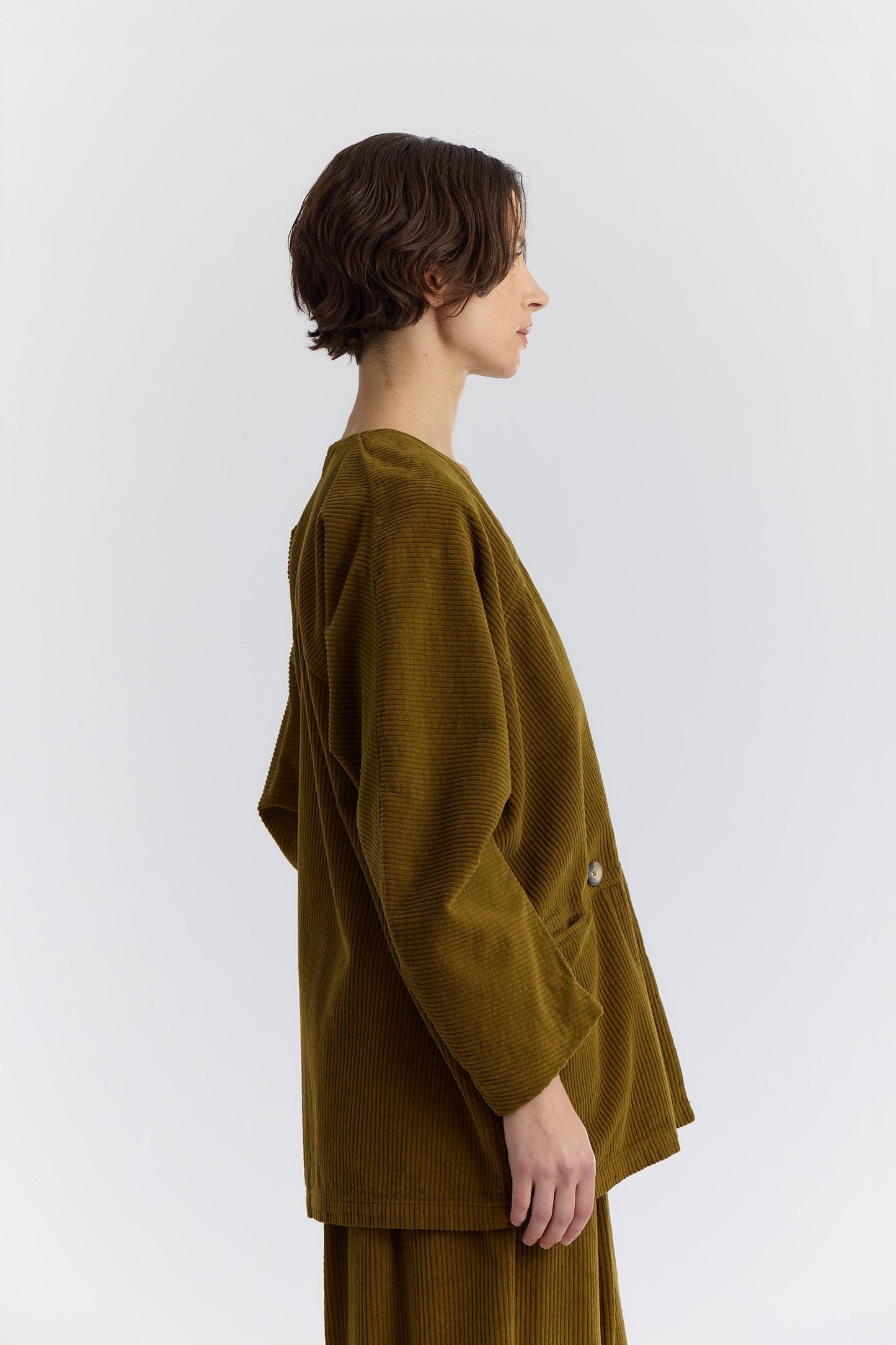 GEOMETRIC JACKET / DK. OLIVE