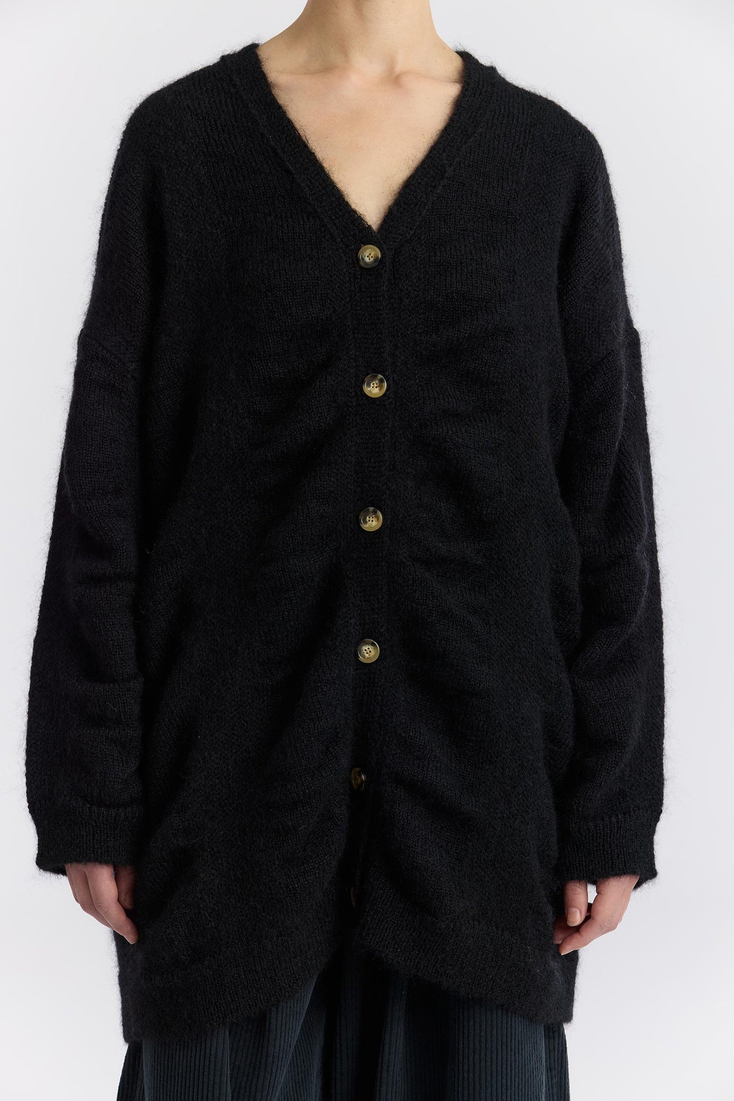 WATERFALL OVERSIZED LONG CARDIGAN / BLACK