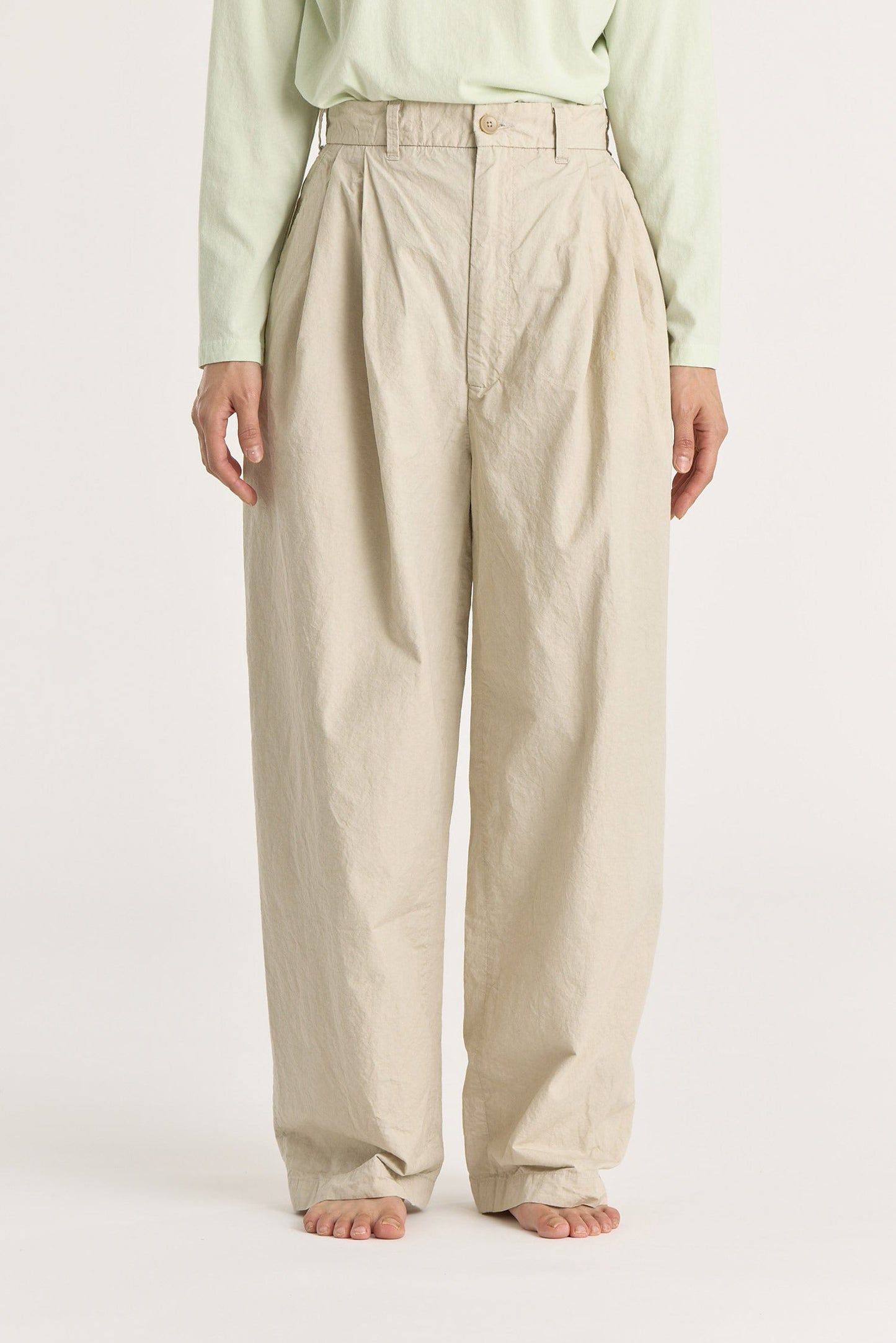 HIGH WAISTED CRINKLED WIDE TROUSERS / STONE