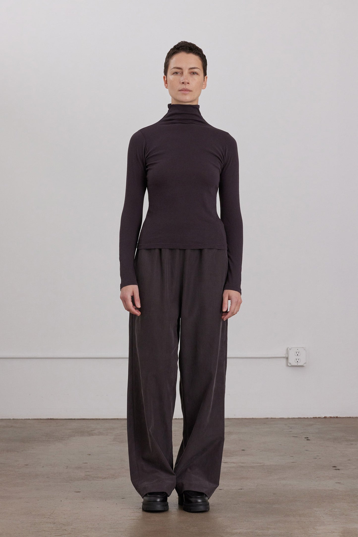 TURTLE NECK LONG SLEEVE / DK. PLUM