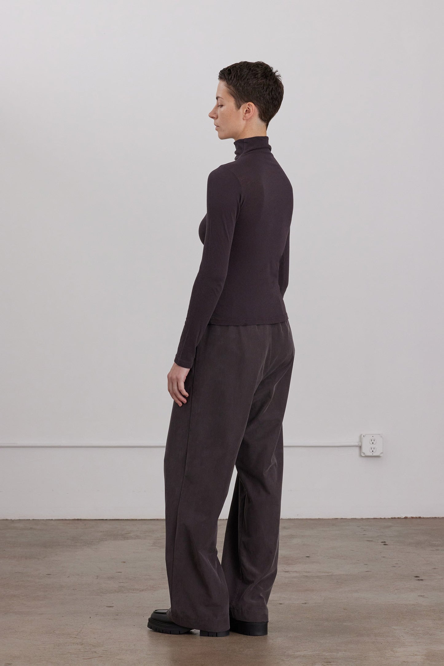 TURTLE NECK LONG SLEEVE / DK. PLUM
