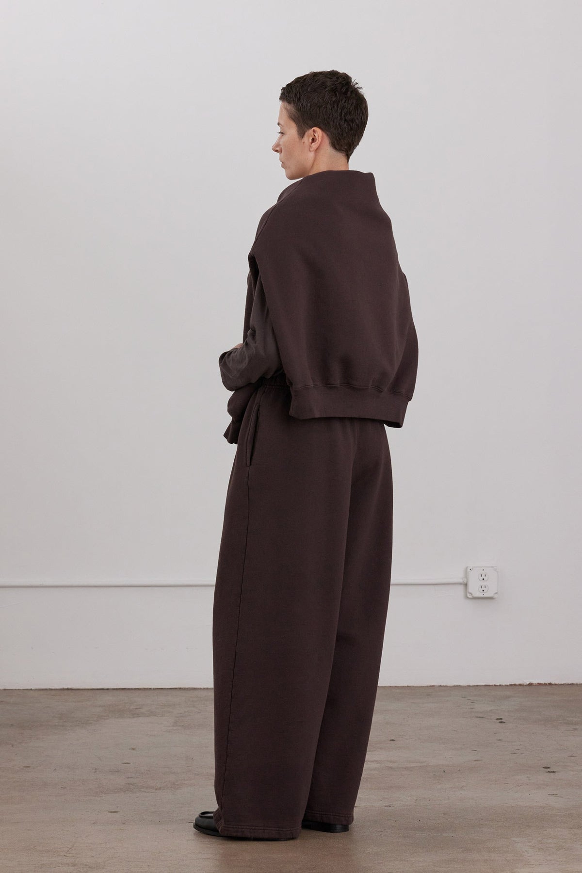 ORGANIC COTTON CASHMERE WIDE LONG SWEATPANTS / DK. CACAO