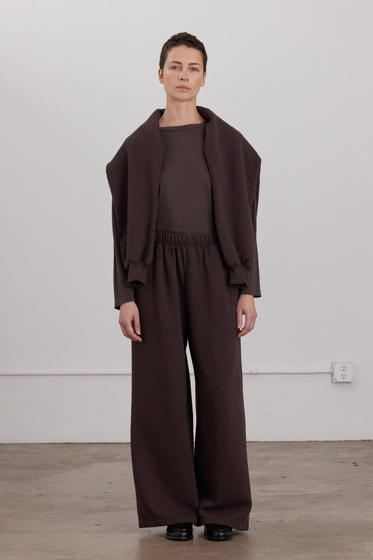 ORGANIC COTTON CASHMERE WIDE LONG SWEATPANTS / DK. CACAO
