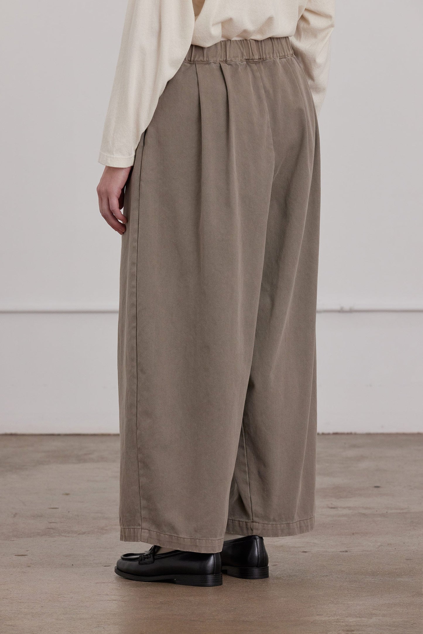 WIDE PANTS / STONE
