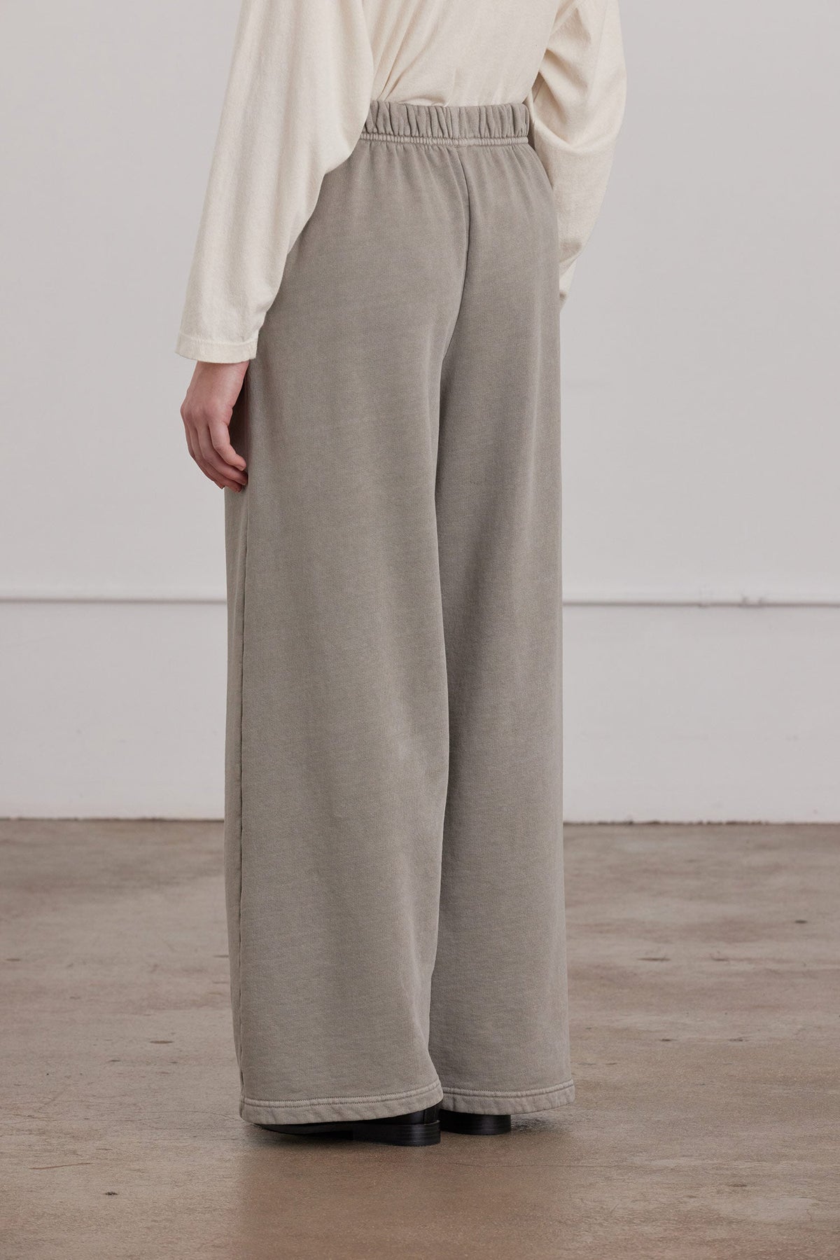 ORGANIC COTTON CASHMERE WIDE LONG SWEATPANTS / STONE