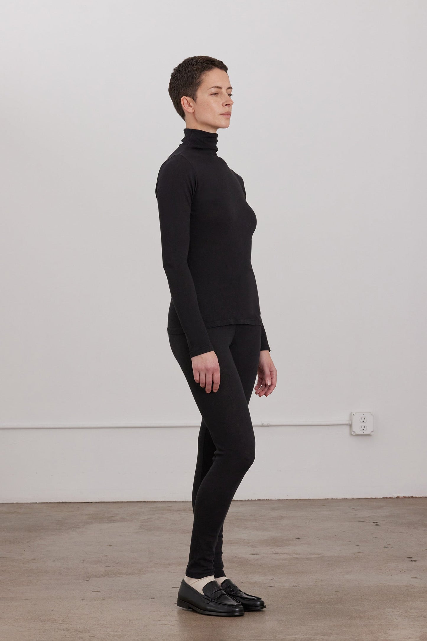 TURTLE NECK LONG SLEEVE / BLACK