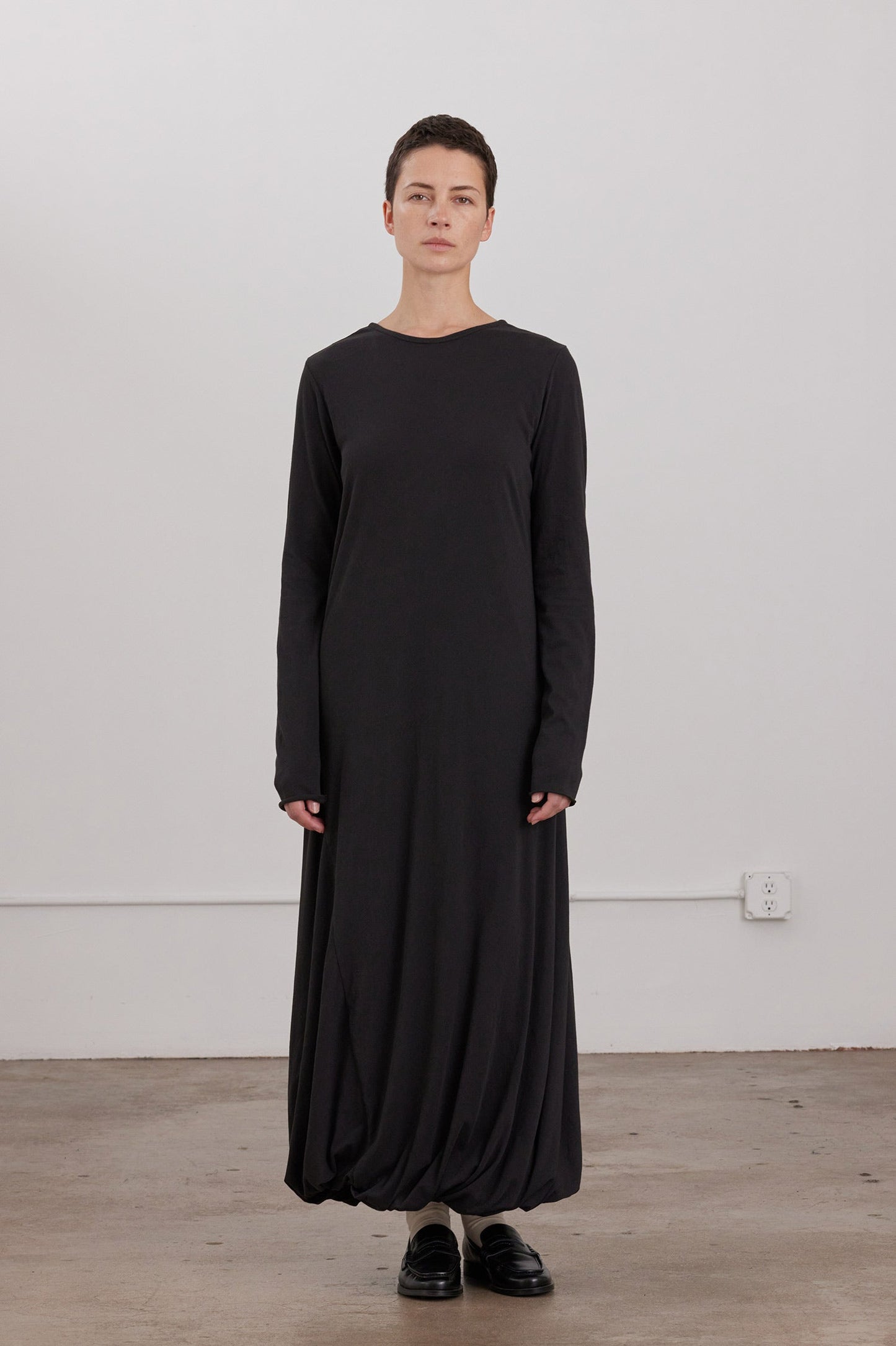 ORGANIC COTTON TWISTED DRESS / BLACK