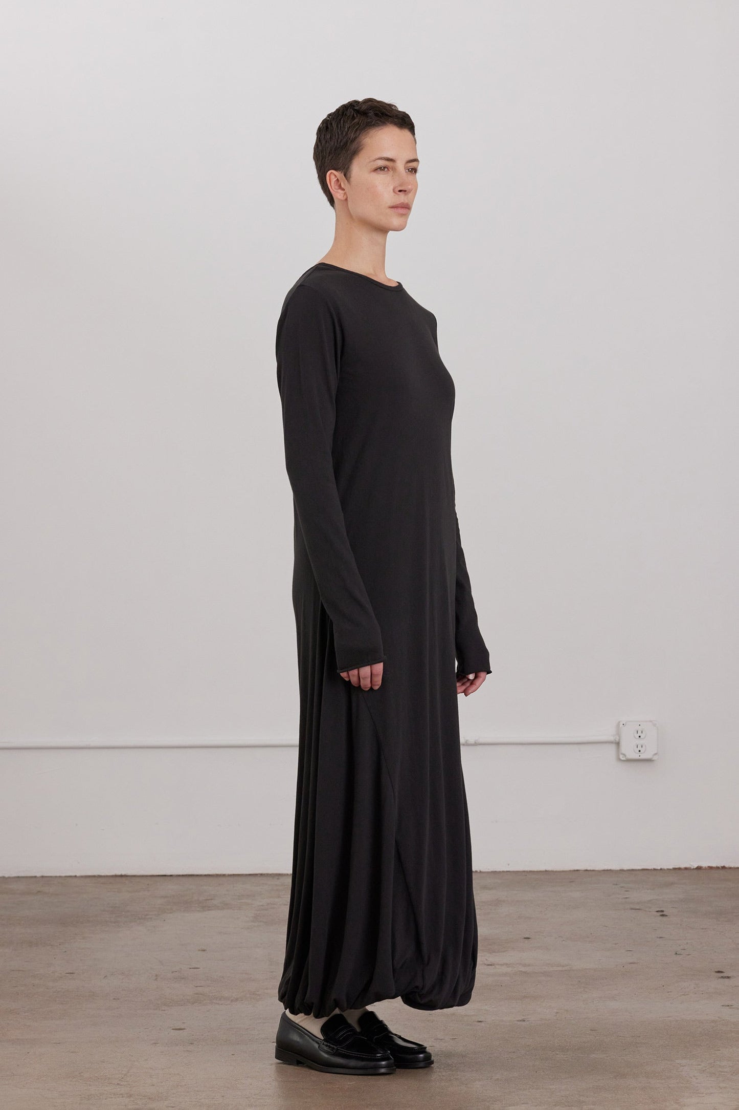 ORGANIC COTTON TWISTED DRESS / BLACK