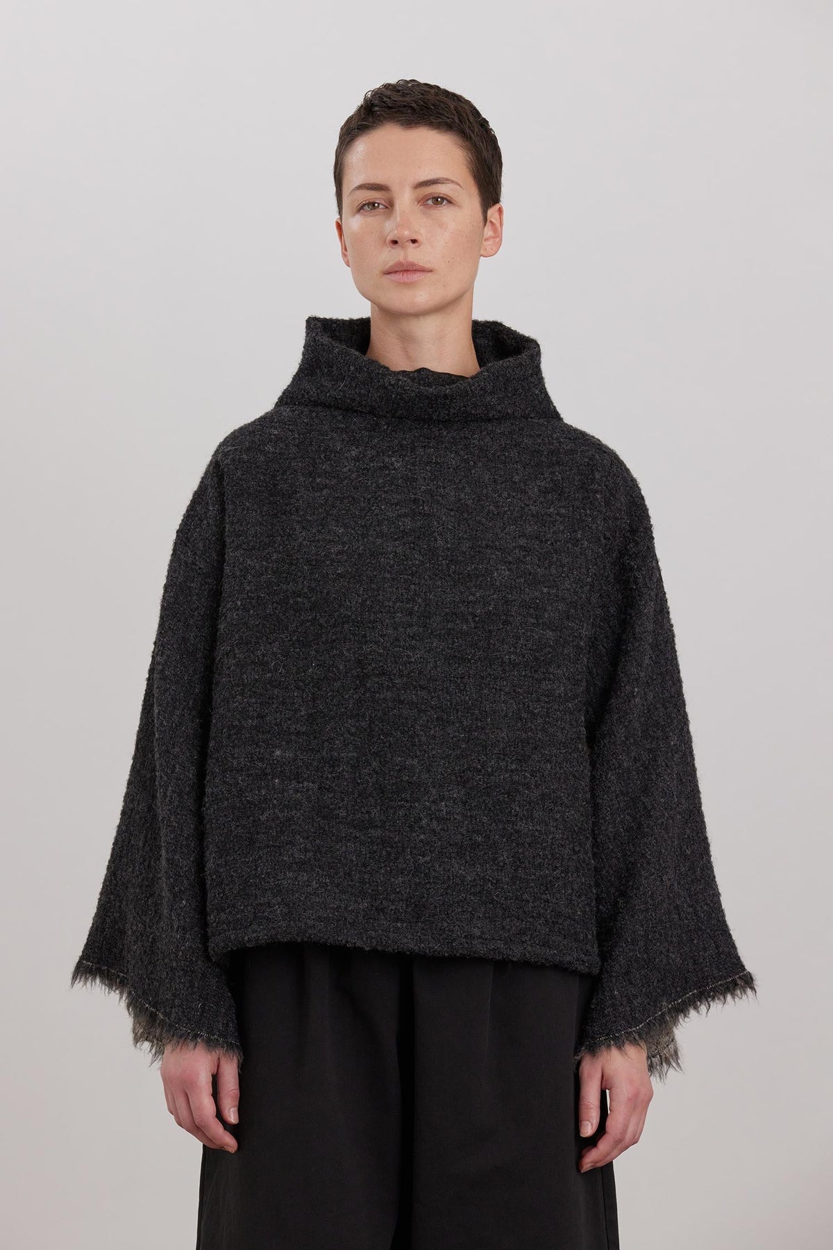 ALPACA TUBE TOP / DK. GREY