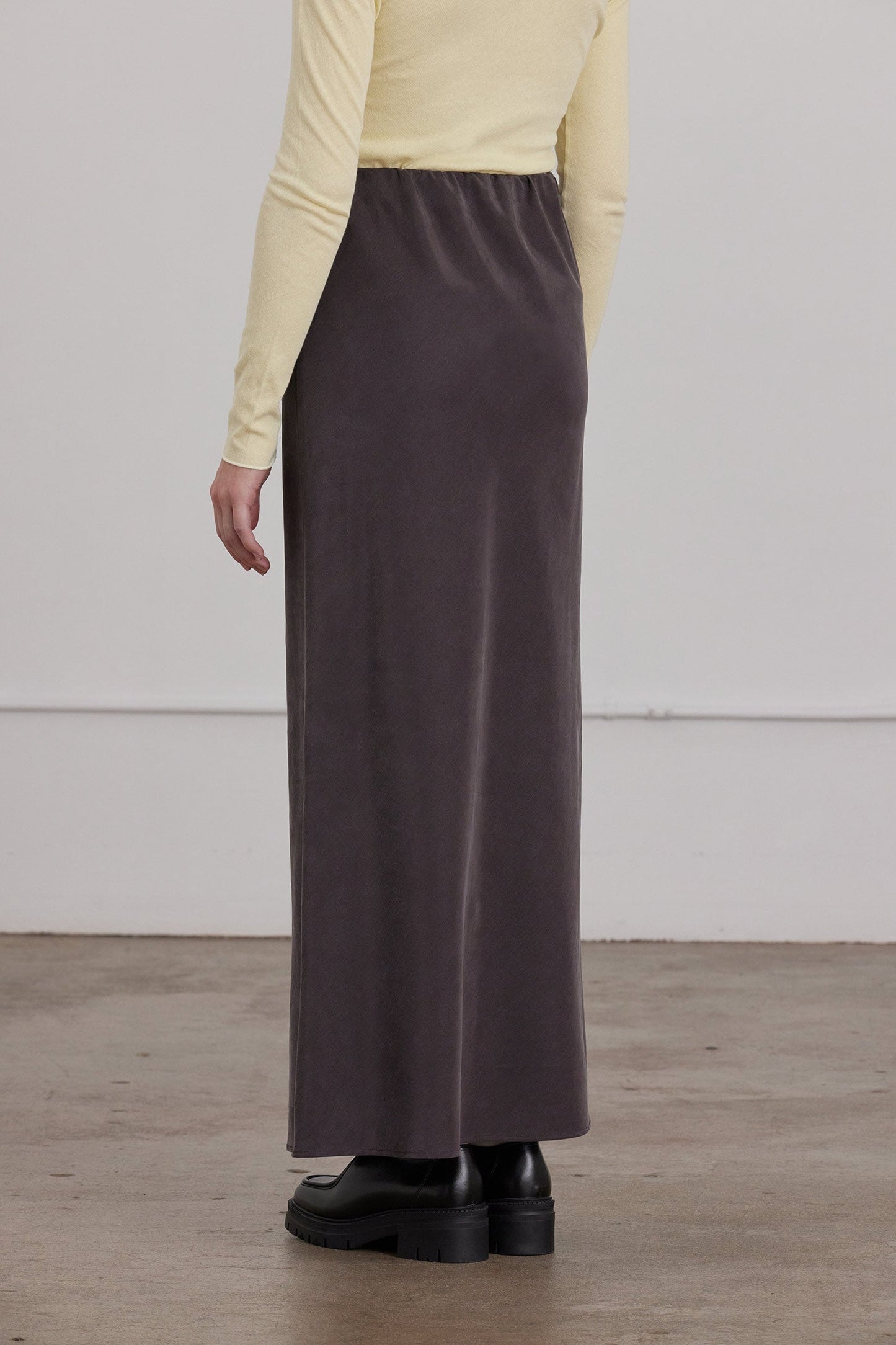 BIAS SKIRT / DK. PLUM