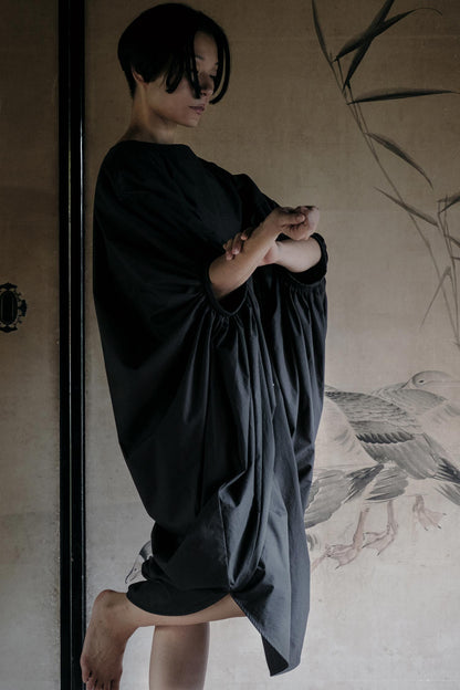TEAR DROP DRESS / BLACK
