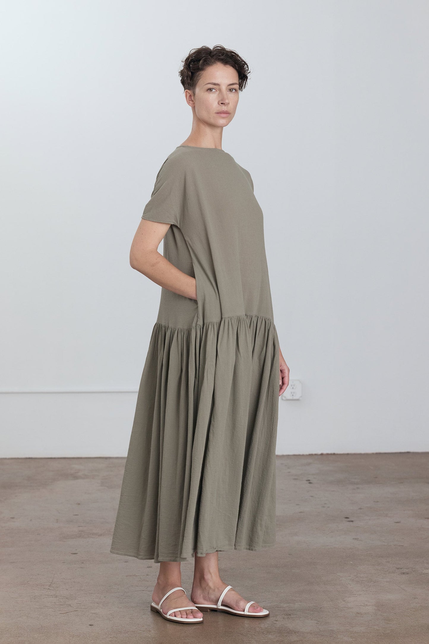 NEW EASY DRESS / CEMENT