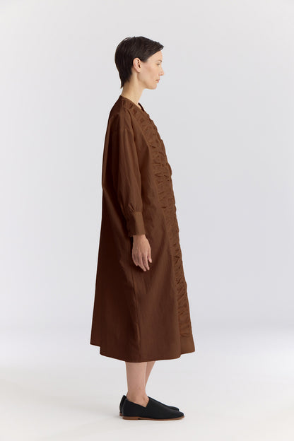 RUFFLED DRESS / CACAO / CK-FRD06