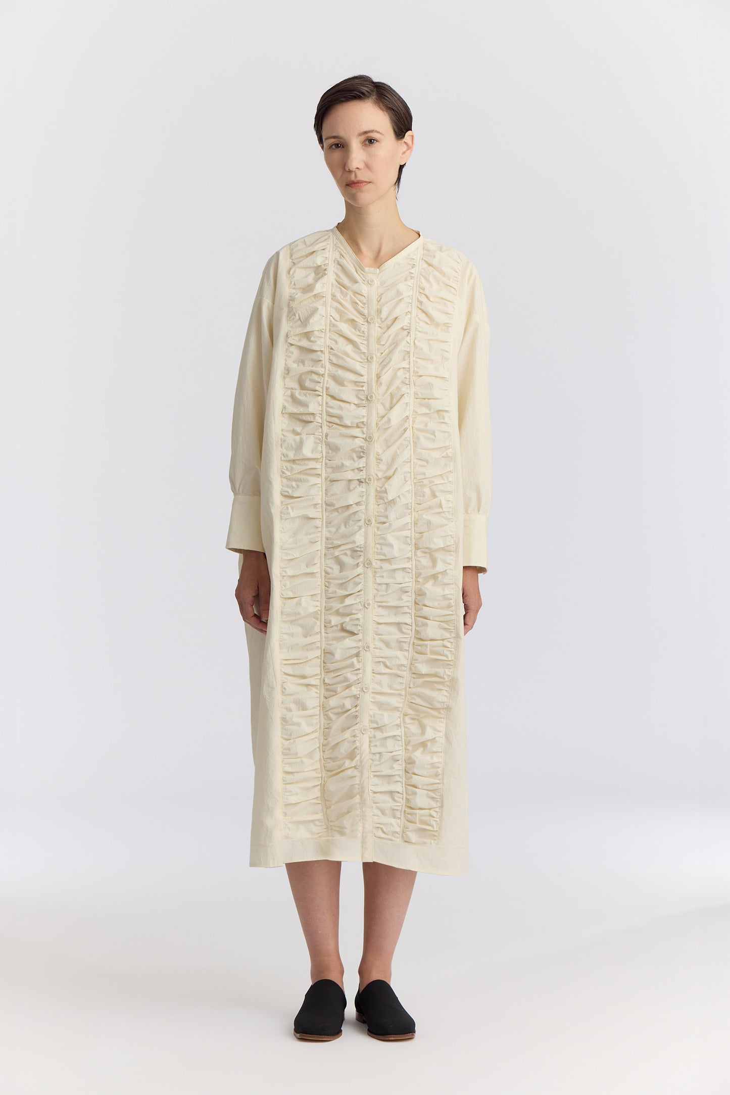 RUFFLED DRESS / IVORY