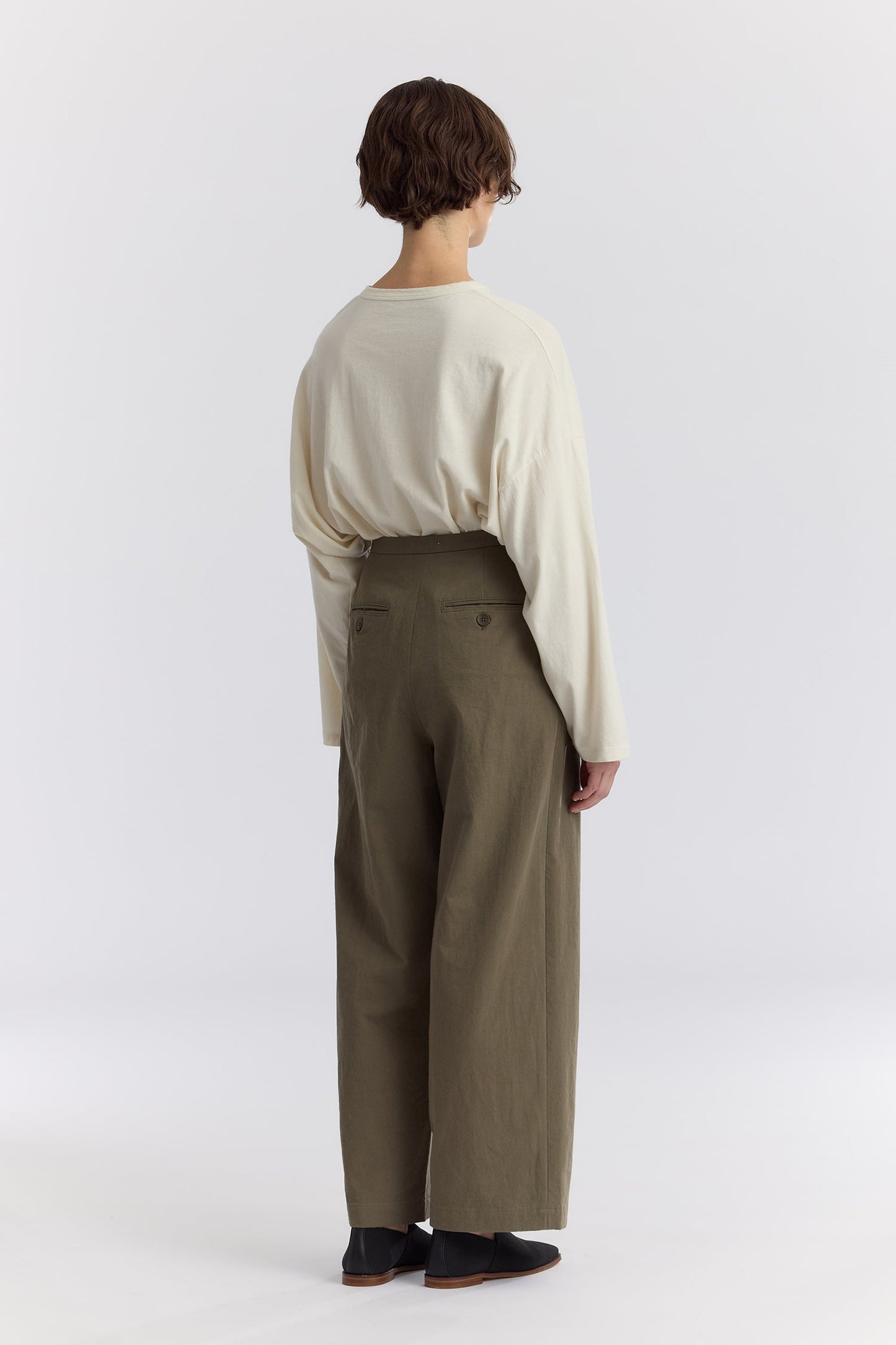 STRAIGHT TROUSERS / DK. OLIVE