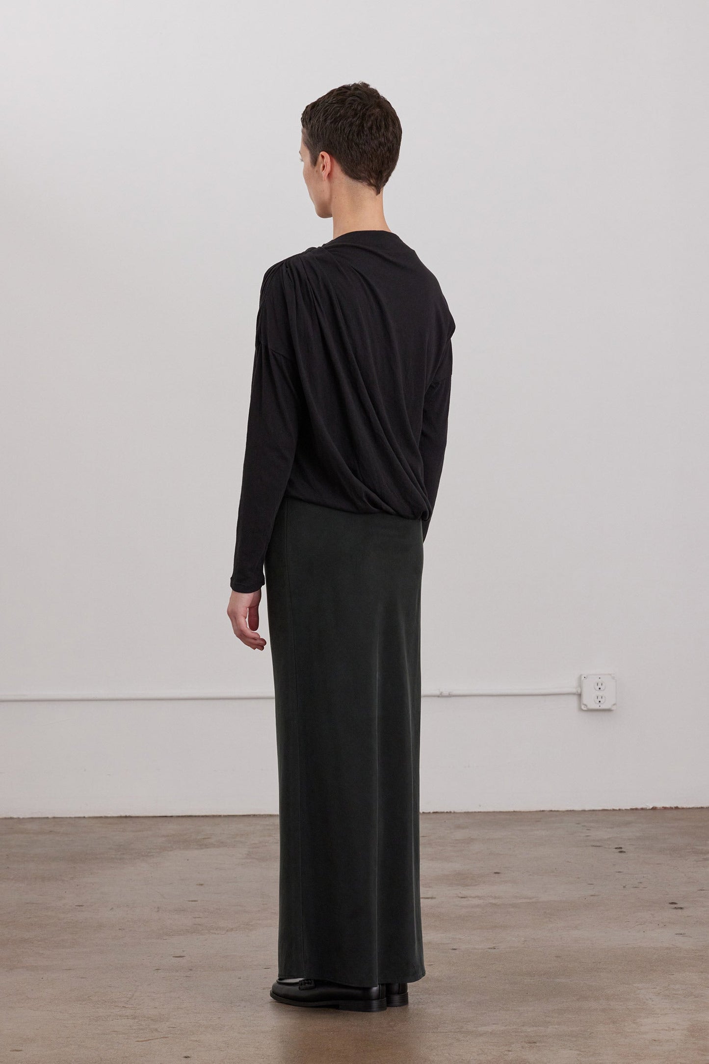 DOUBLE LAYER DRAPED TOP / BLACK