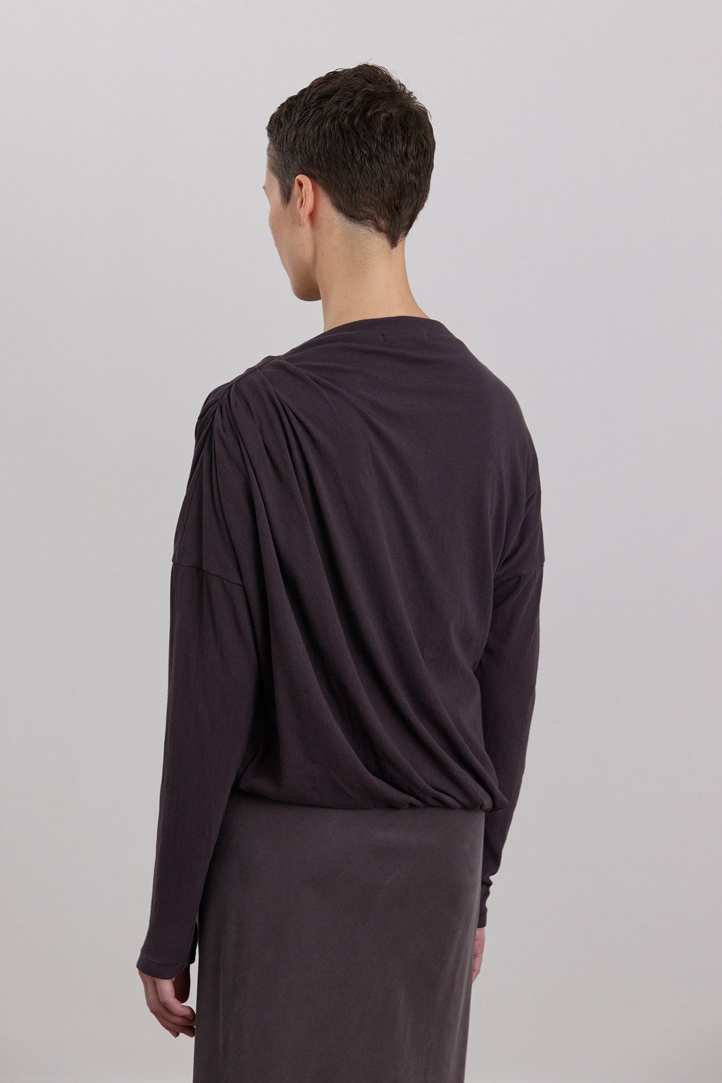 DOUBLE LAYER DRAPED TOP / DK. PLUM