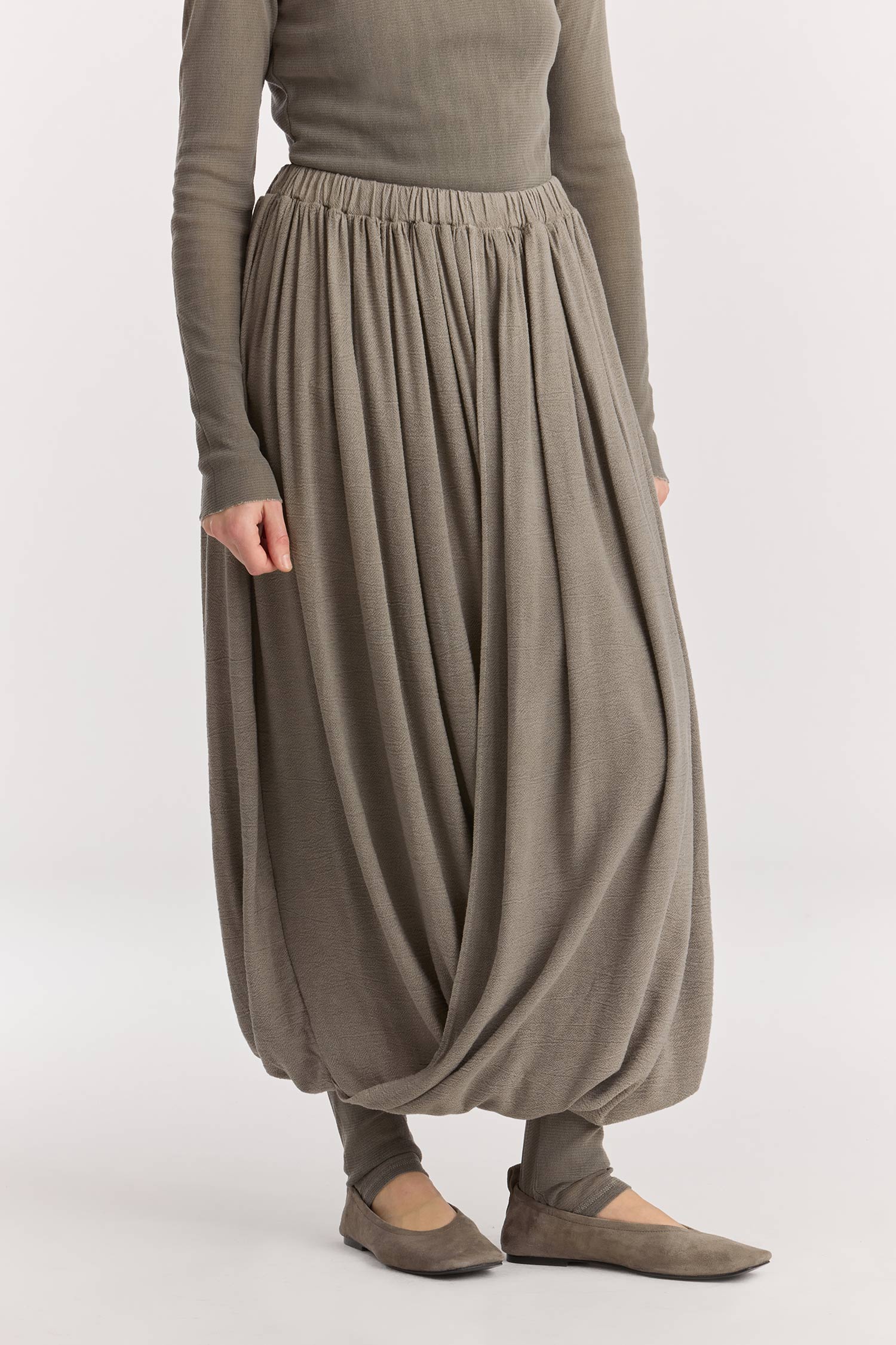 DOUBLE LAYERED DRAPY SKIRT / DK. STONE
Elasticized waistband
Shirred details across the waist
Double-layered
Textured 50% Rayon 50% Cotton
Cold machine or hand wash, tumble dry low or dry flat, no bleach
Style Number: RC-GS02
Relaxed fit
Made in USADOUBLE LAYERED DRAPY SKIRT / DK. STONE
Elasticized waistband
Shirred details across the waist
Double-layered
Textured 50% Rayon 50% Cotton
Cold machine or hand wash, tumble dry low or dry flat, no bleach
Style Number: RC-GS02
Relaxed fit
Made in USA