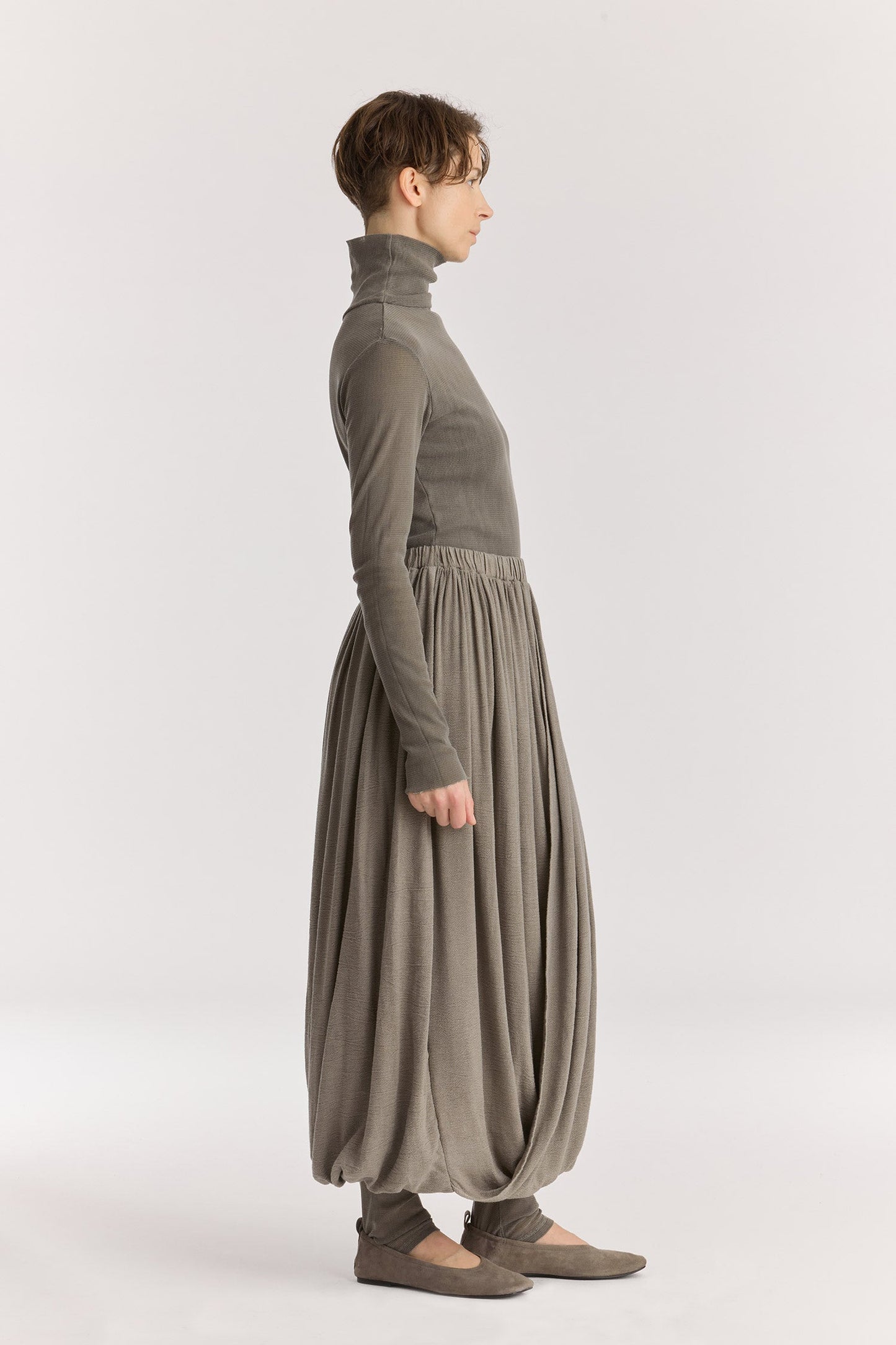 DOUBLE LAYERED DRAPY SKIRT / DK. STONE
Elasticized waistband
Shirred details across the waist
Double-layered
Textured 50% Rayon 50% Cotton
Cold machine or hand wash, tumble dry low or dry flat, no bleach
Style Number: RC-GS02
Relaxed fit
Made in USA