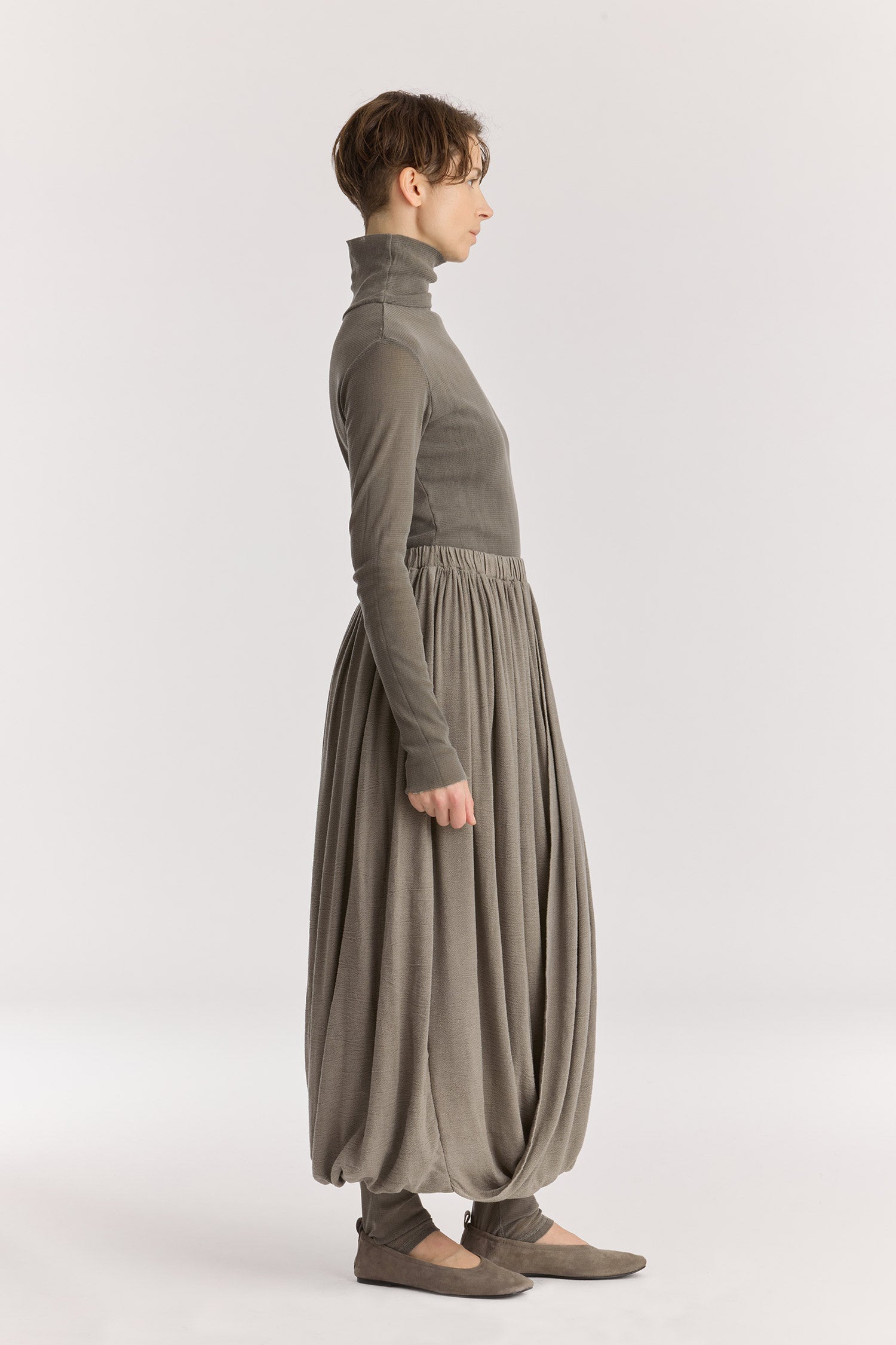 DOUBLE LAYERED DRAPY SKIRT / DK. STONE
Elasticized waistband
Shirred details across the waist
Double-layered
Textured 50% Rayon 50% Cotton
Cold machine or hand wash, tumble dry low or dry flat, no bleach
Style Number: RC-GS02
Relaxed fit
Made in USA