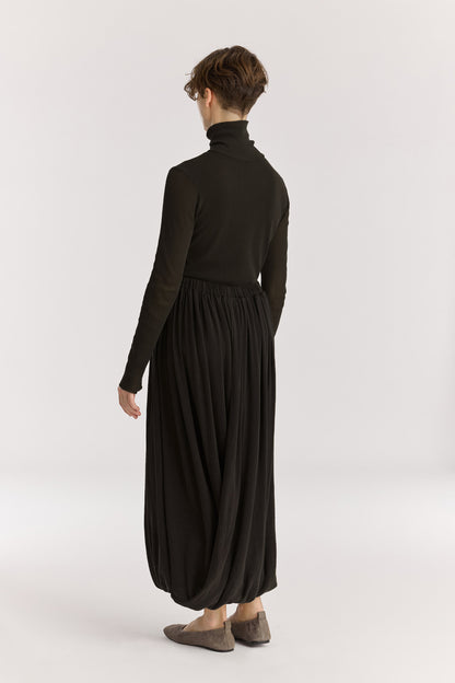 DOUBLE-LAYERED DRAPY SKIRT / BLACK / RC-GS02