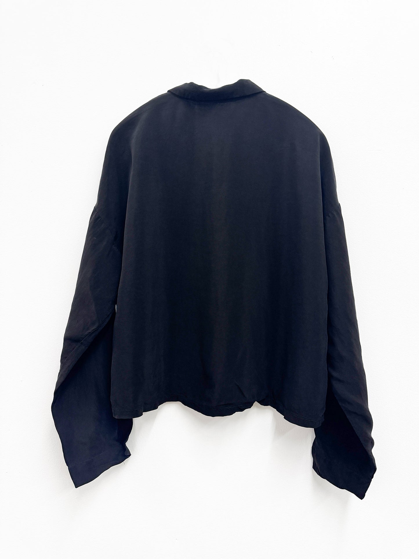 CUPRO BLOUSE / BLACK