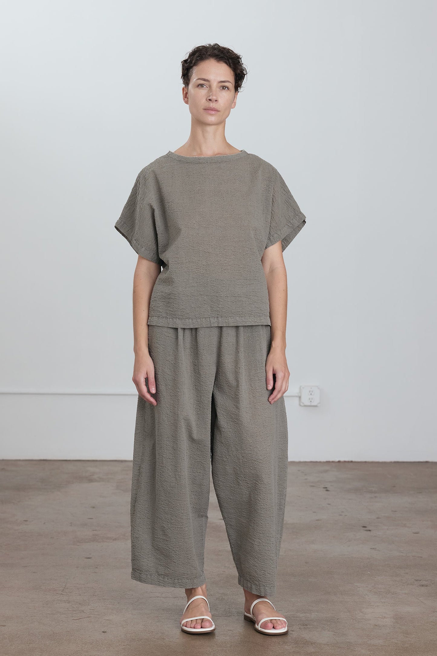 BOXED TOP / P. GREY