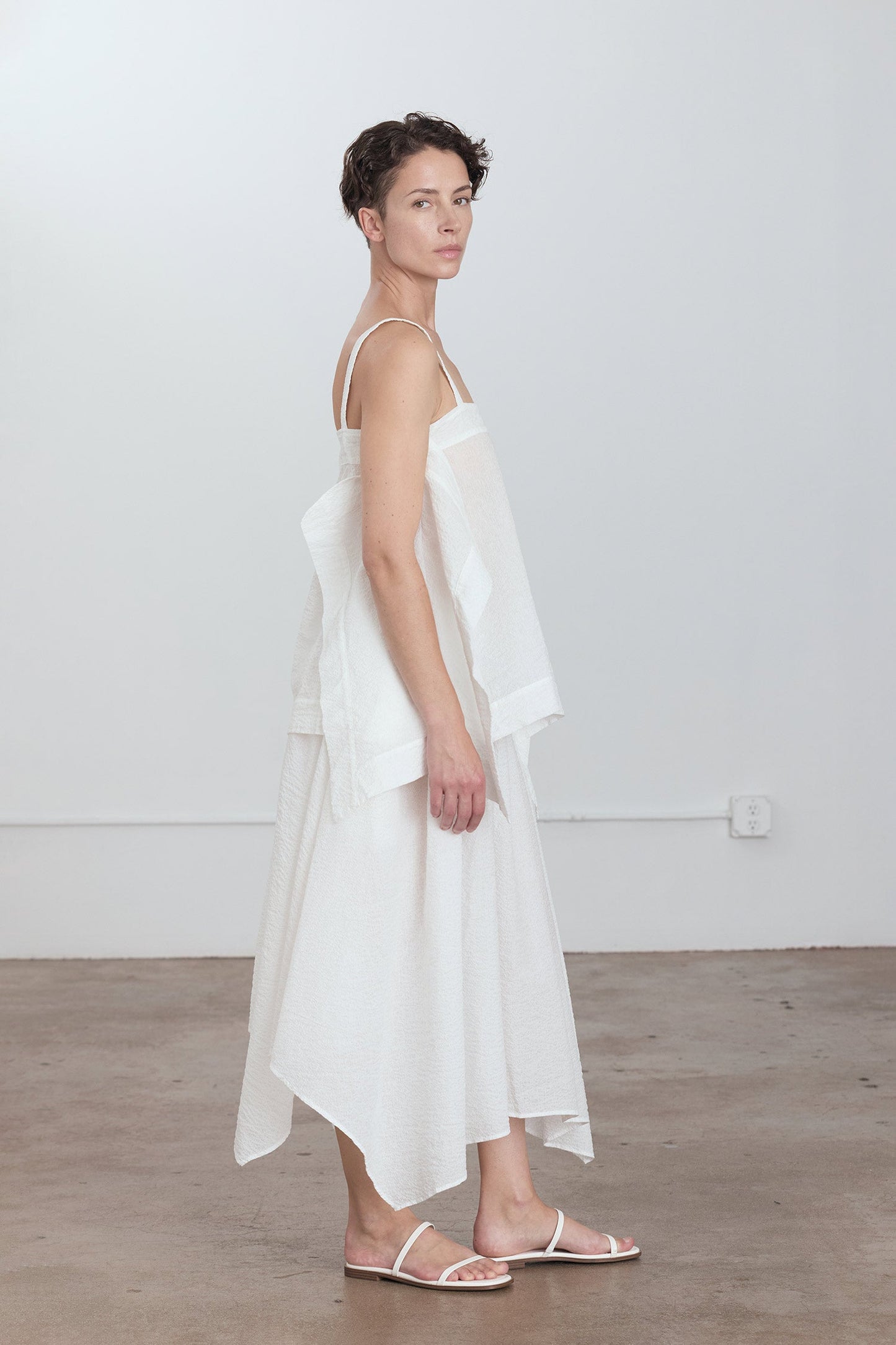 PAPER SKIRT / WHITE