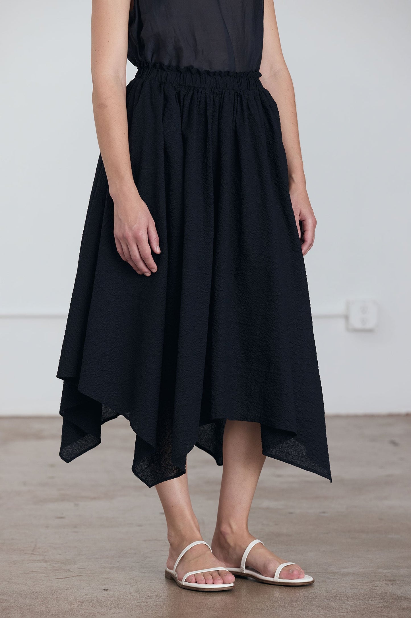 PAPER SKIRT / MIDNIGHT