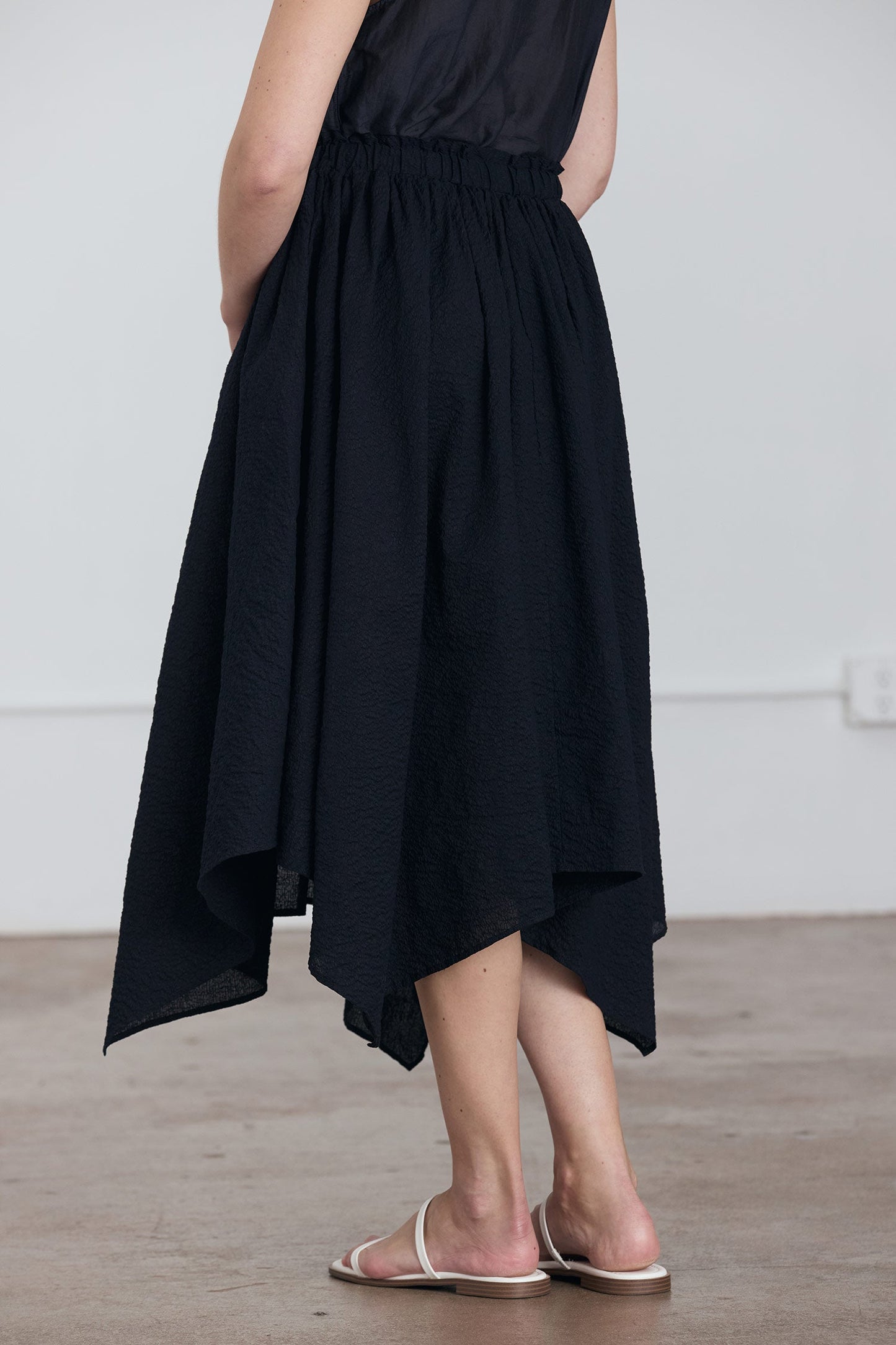 PAPER SKIRT / MIDNIGHT