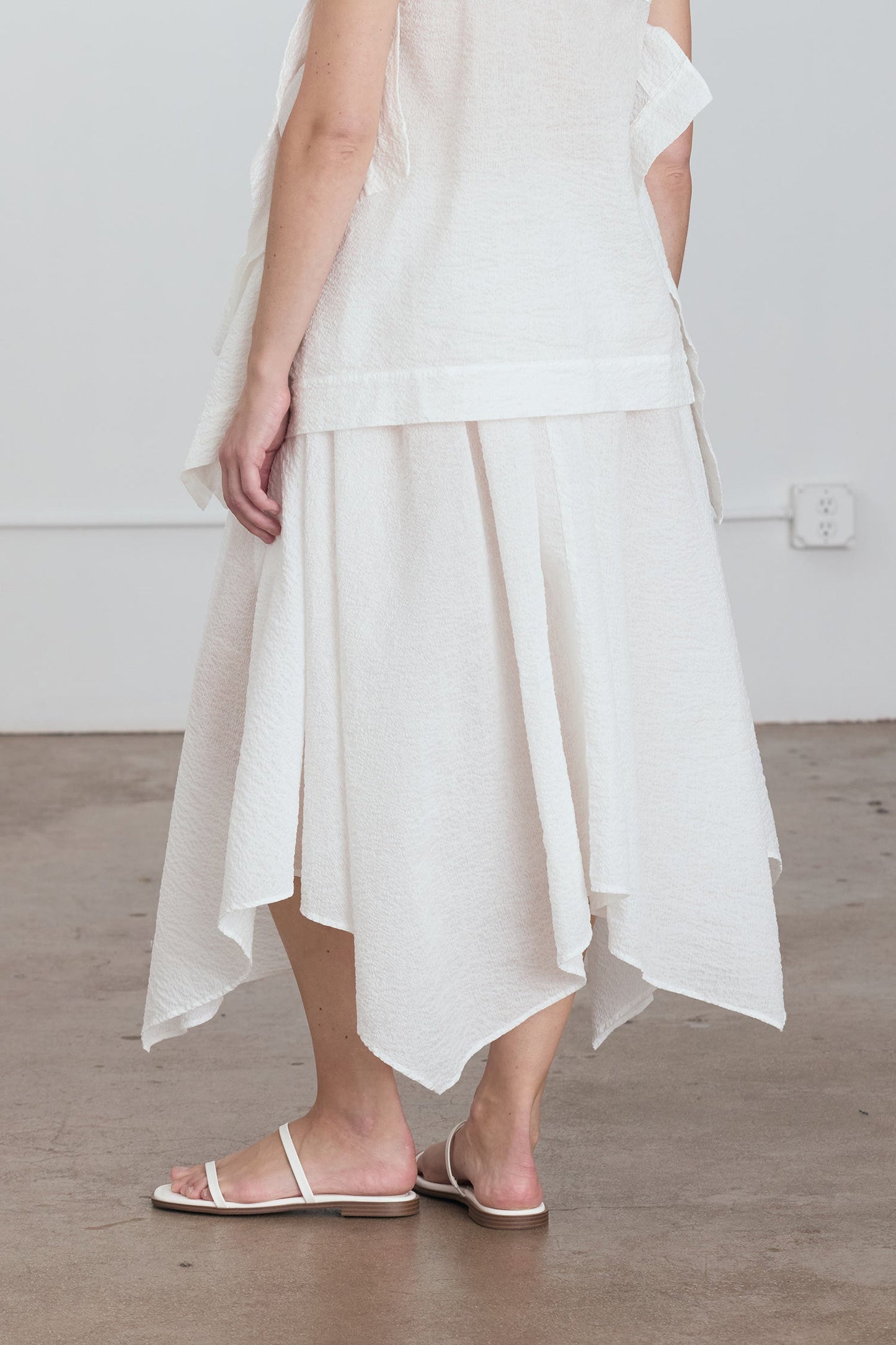 PAPER SKIRT / WHITE
