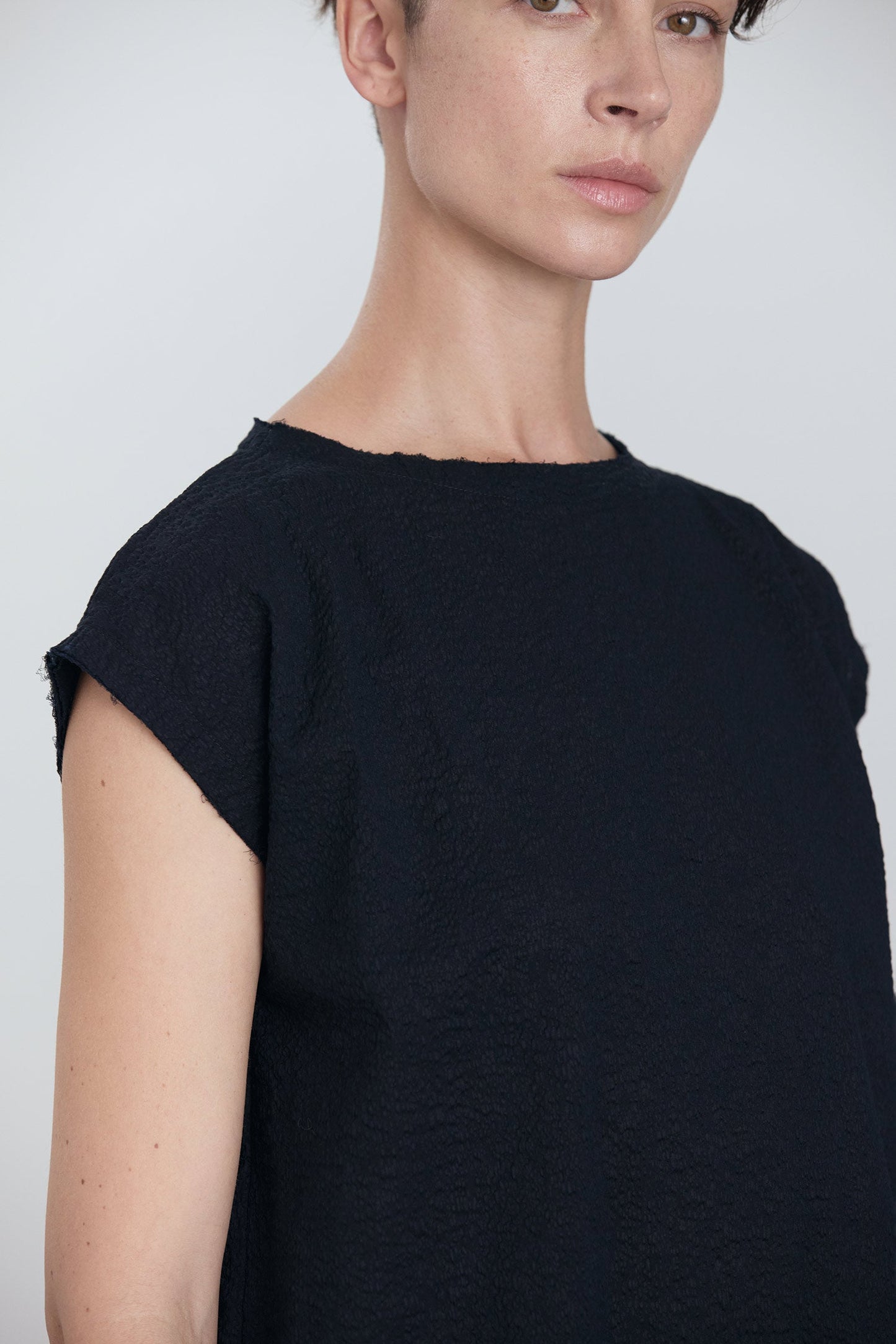 black no sleeve dress NO SLEEVE DRESS / MIDNIGHT – BLACK CRANE