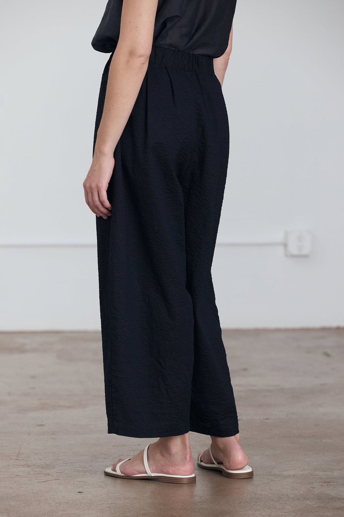WIDE PANTS / MIDNIGHT
