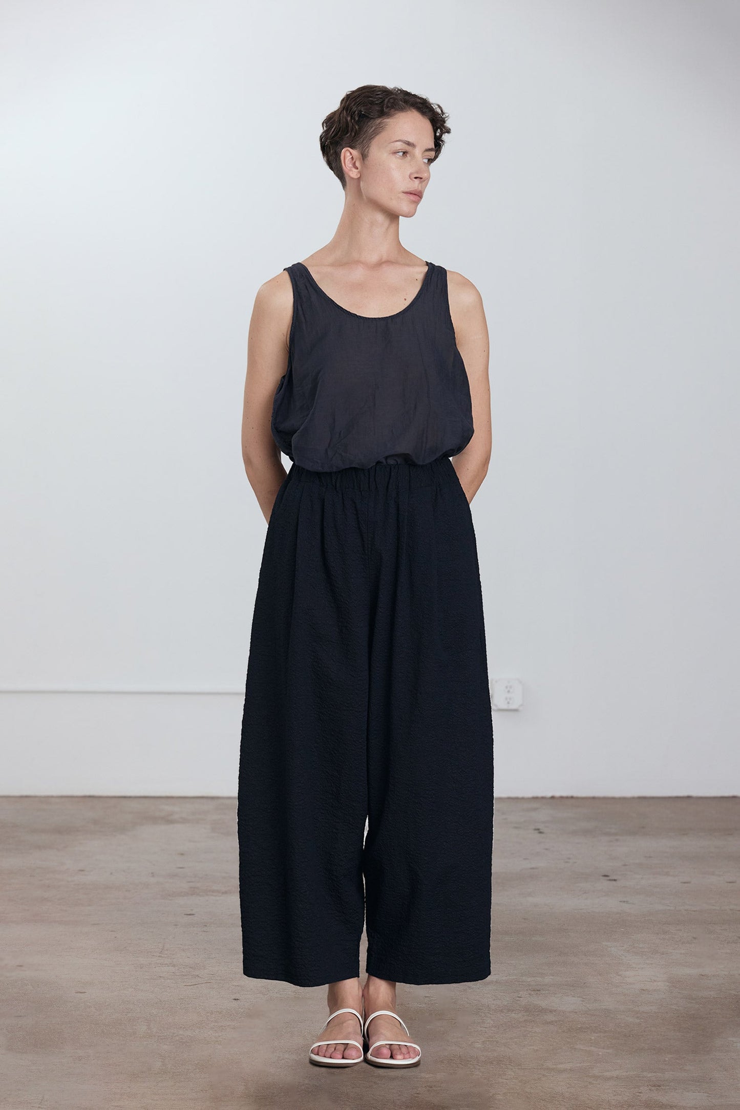 WIDE PANTS / MIDNIGHT