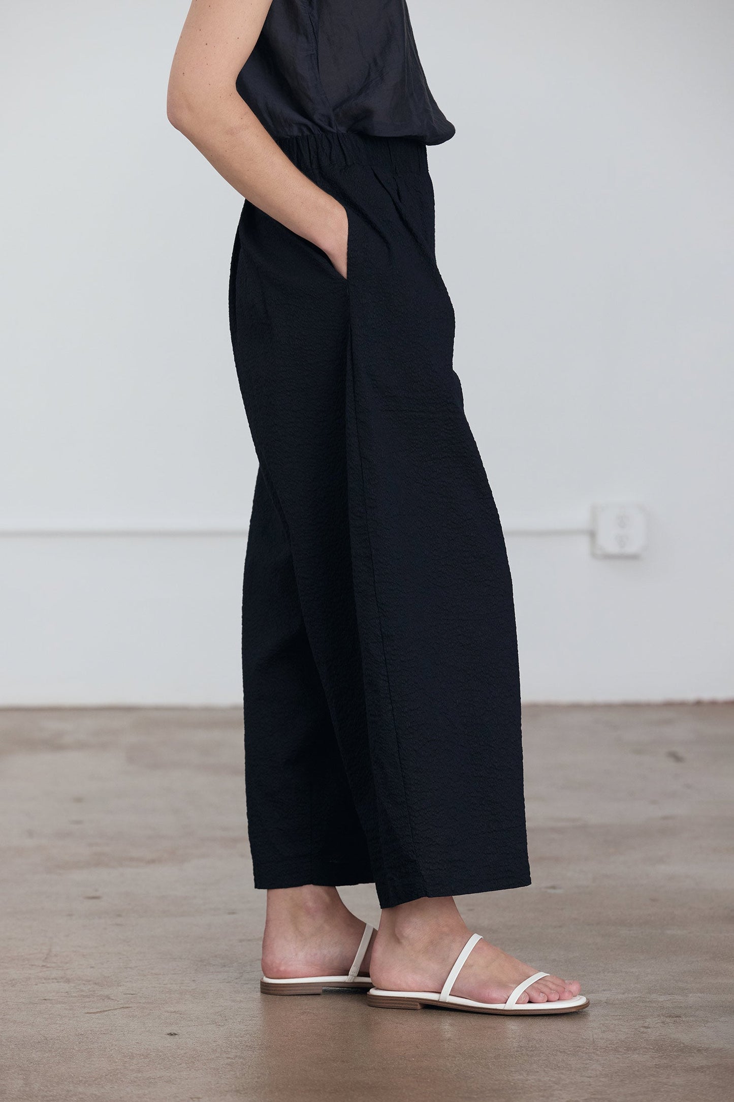 WIDE PANTS / MIDNIGHT