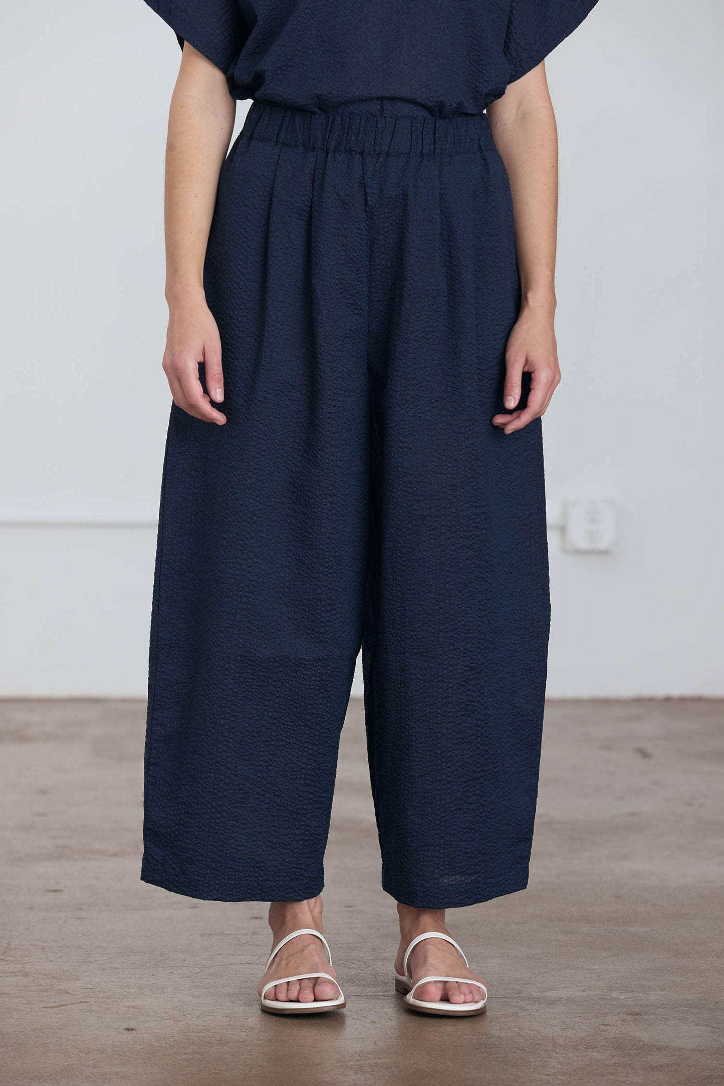 WIDE PANTS / NAVY