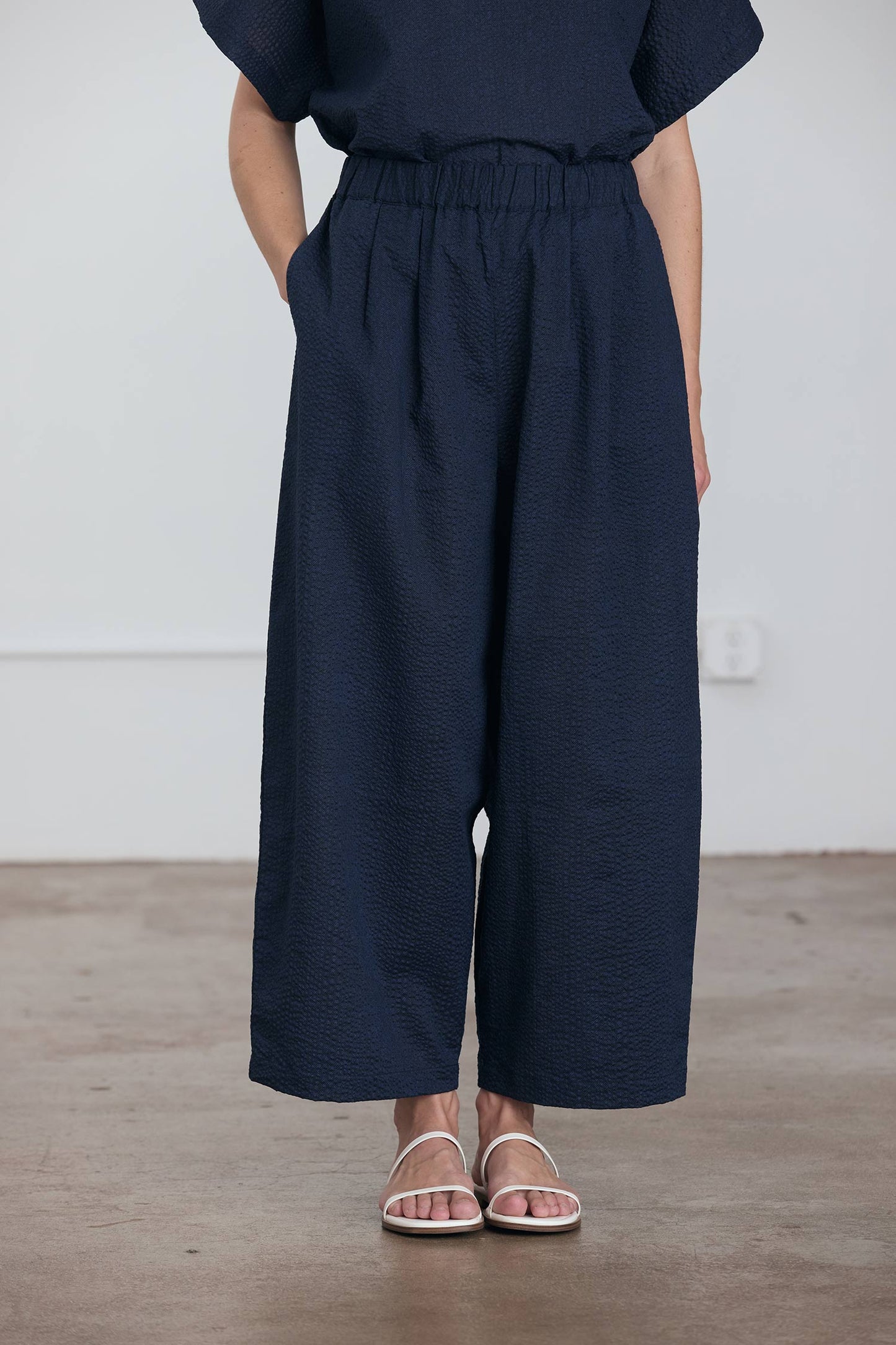WIDE PANTS / NAVY
