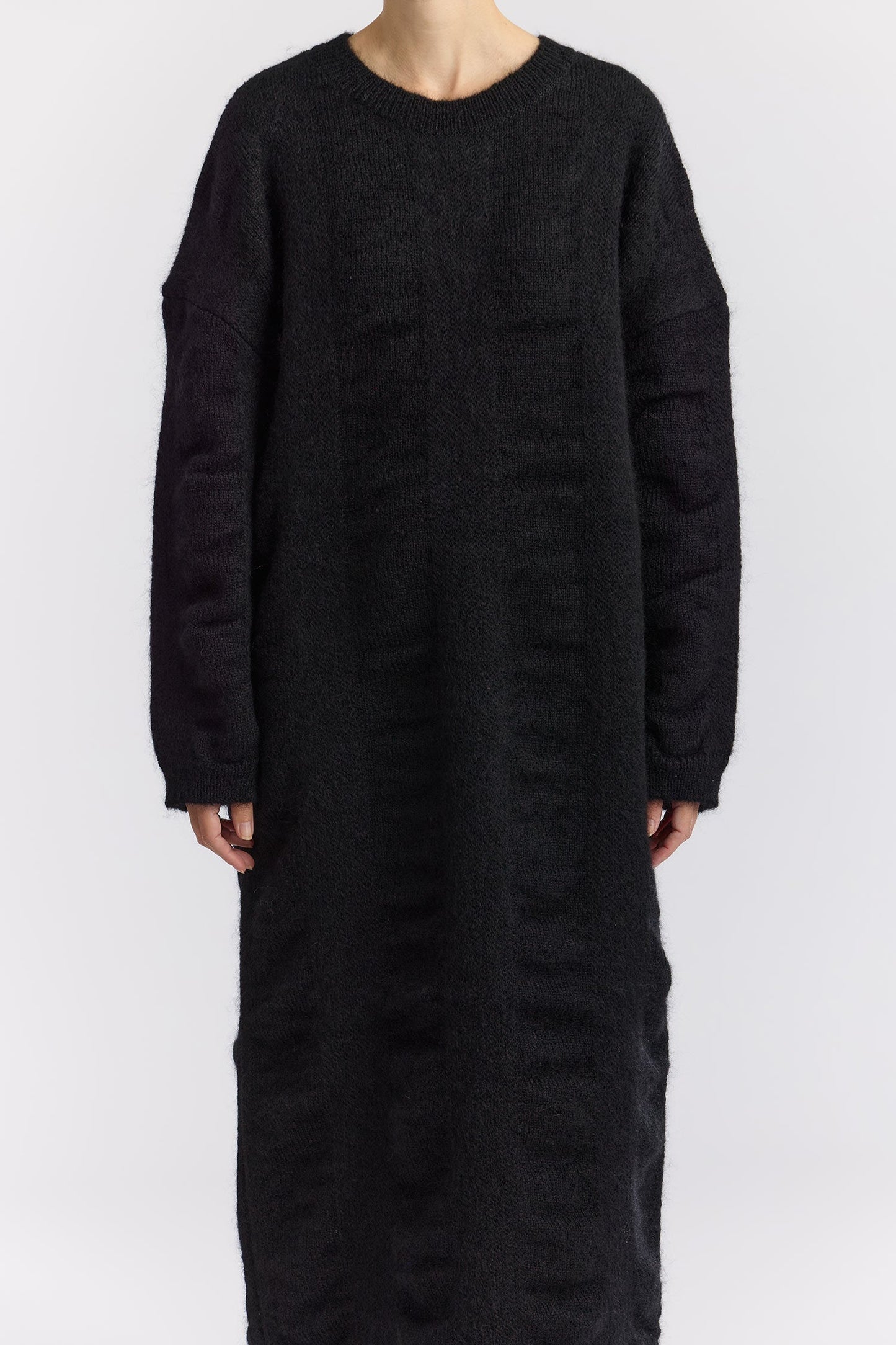 WATERFALL KNIT DRESS / BLACK