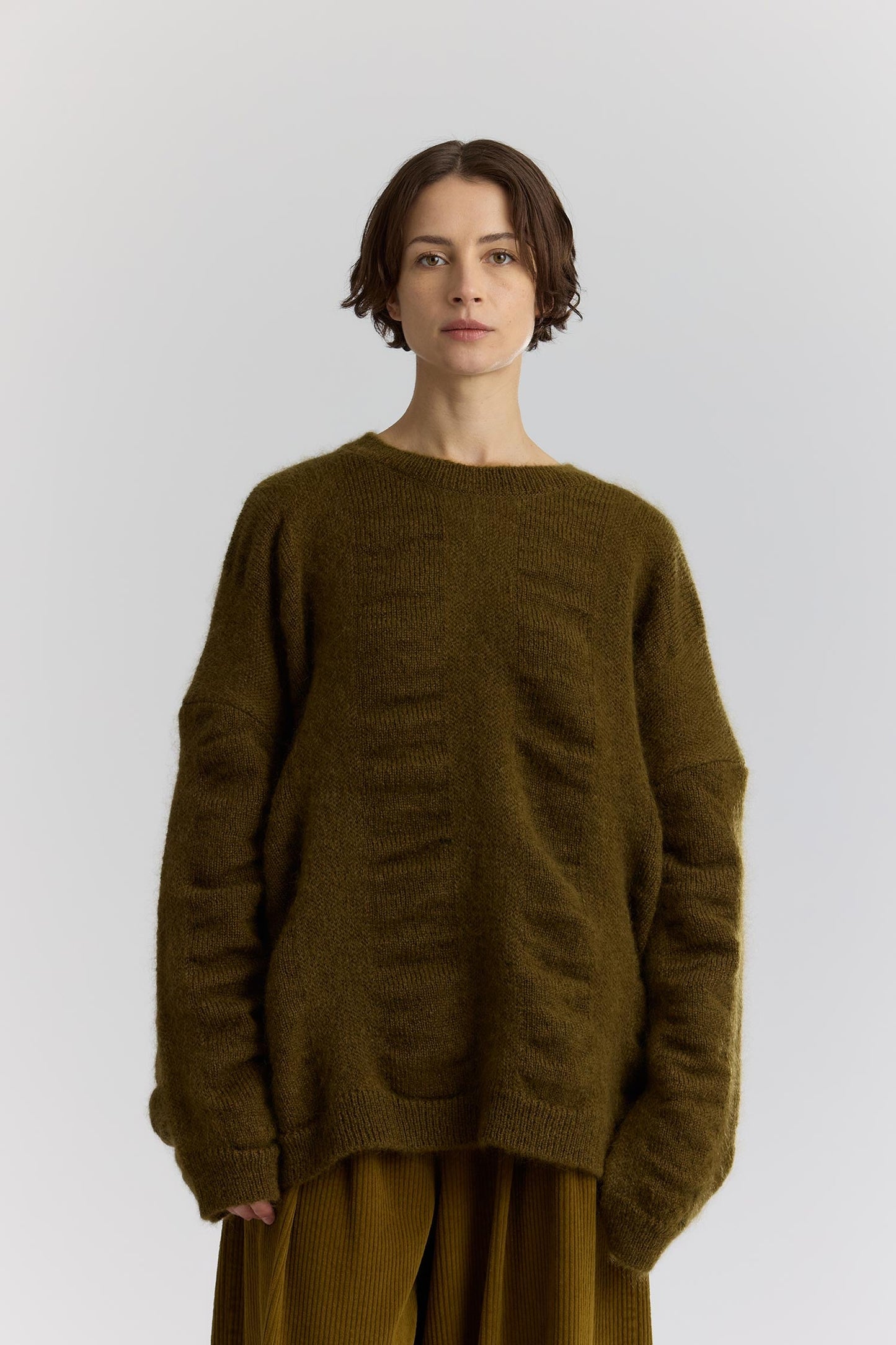 WATERFALL OVERSIZED SWEATER / DK. OLIVE