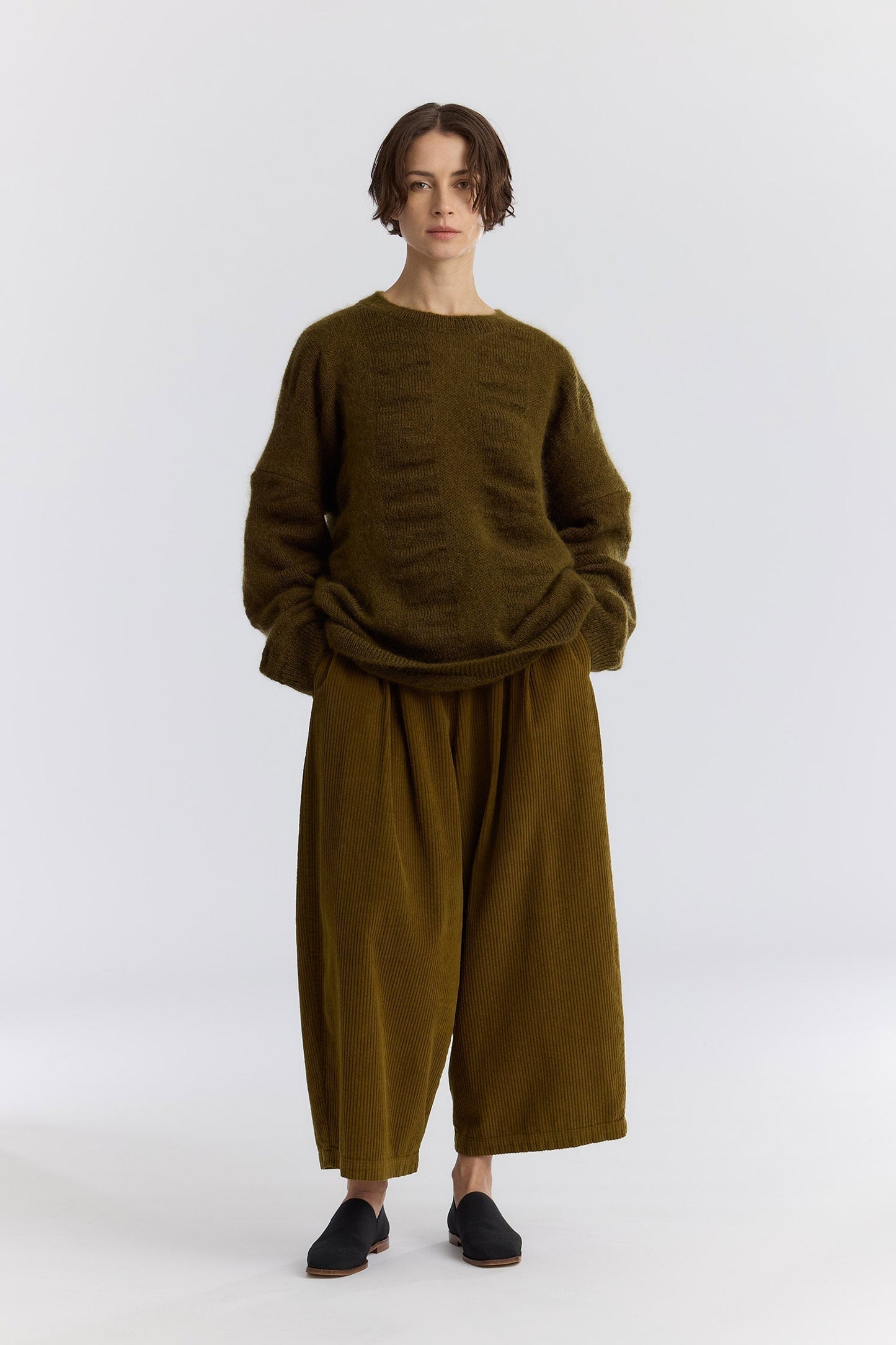 WATERFALL OVERSIZED SWEATER / DK. OLIVE