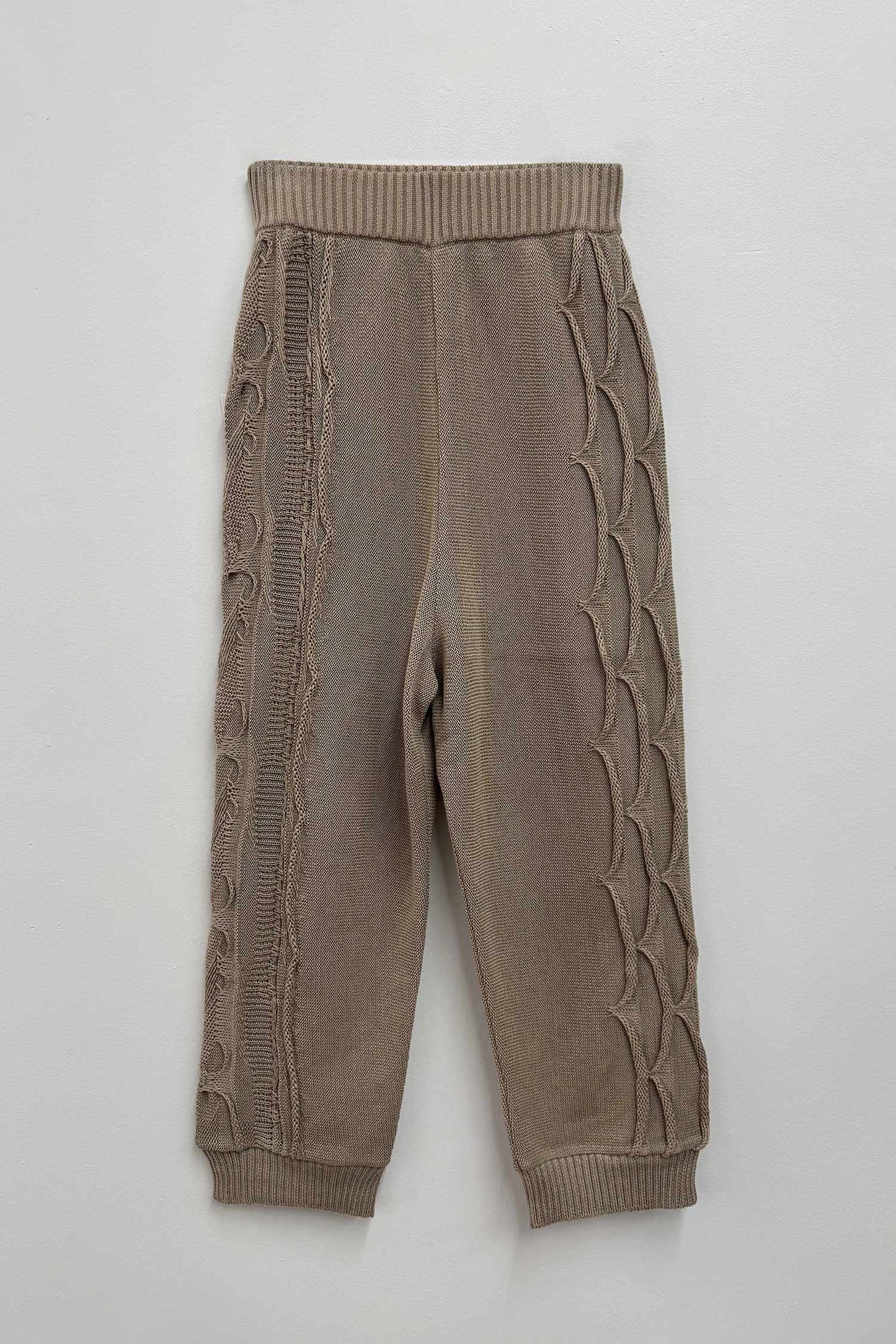 CABLE KNIT PANTS WITH RIB / TAUPE