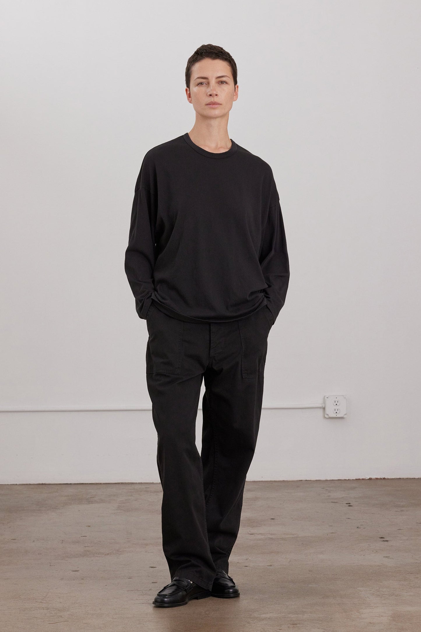 ORGANIC COTTON LOOSE FIT LONG SLEEVE / BLACK