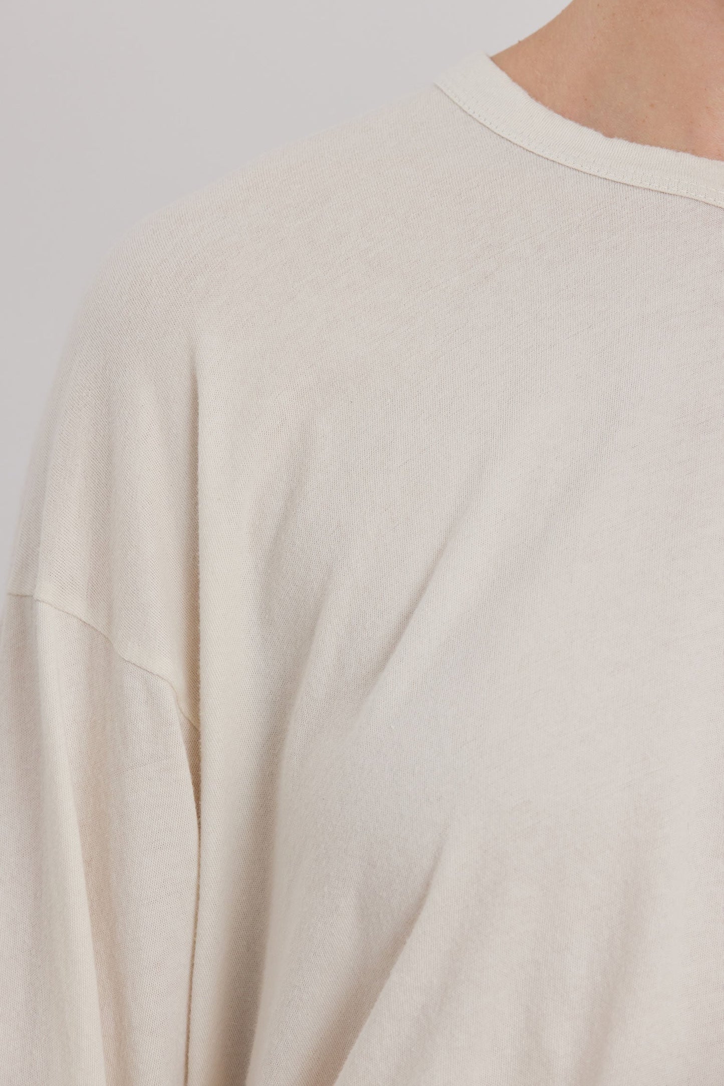 ORGANIC COTTON LOOSE FIT LONG SLEEVE / WHITE