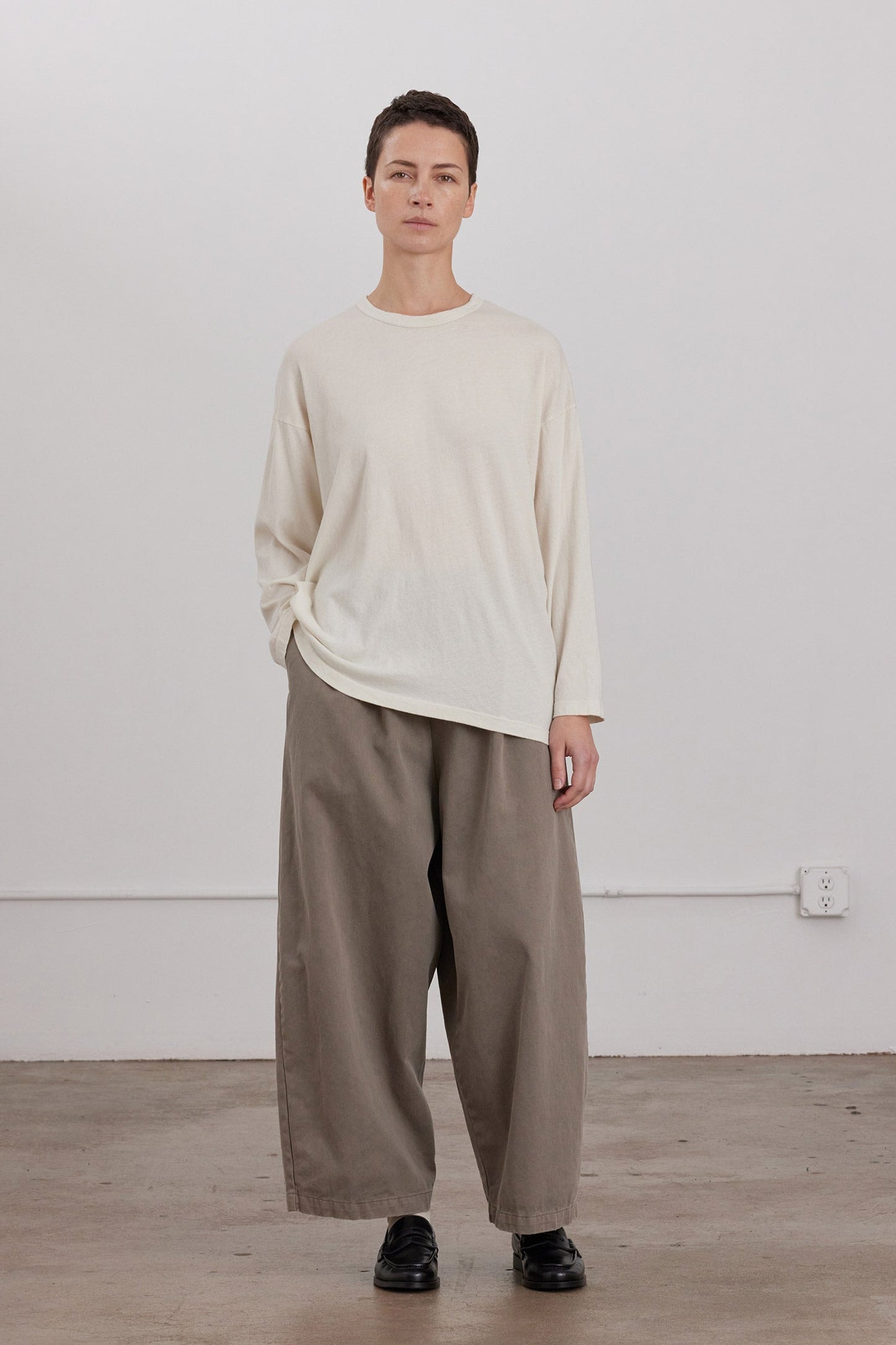 ORGANIC COTTON LOOSE FIT LONG SLEEVE / WHITE